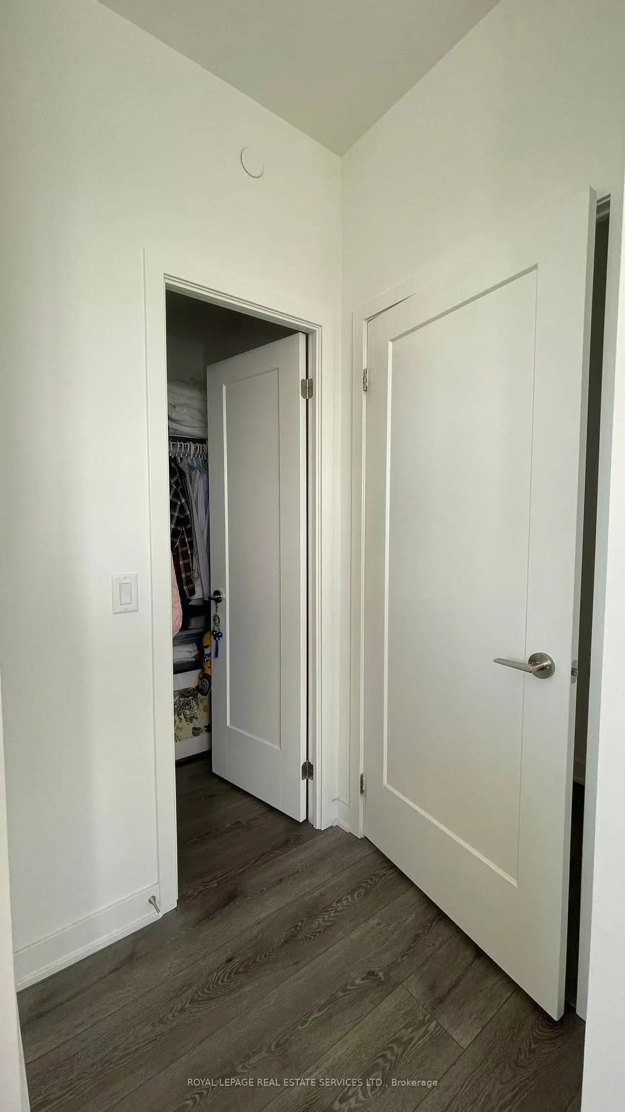 105 Oneida Crescent, #2508