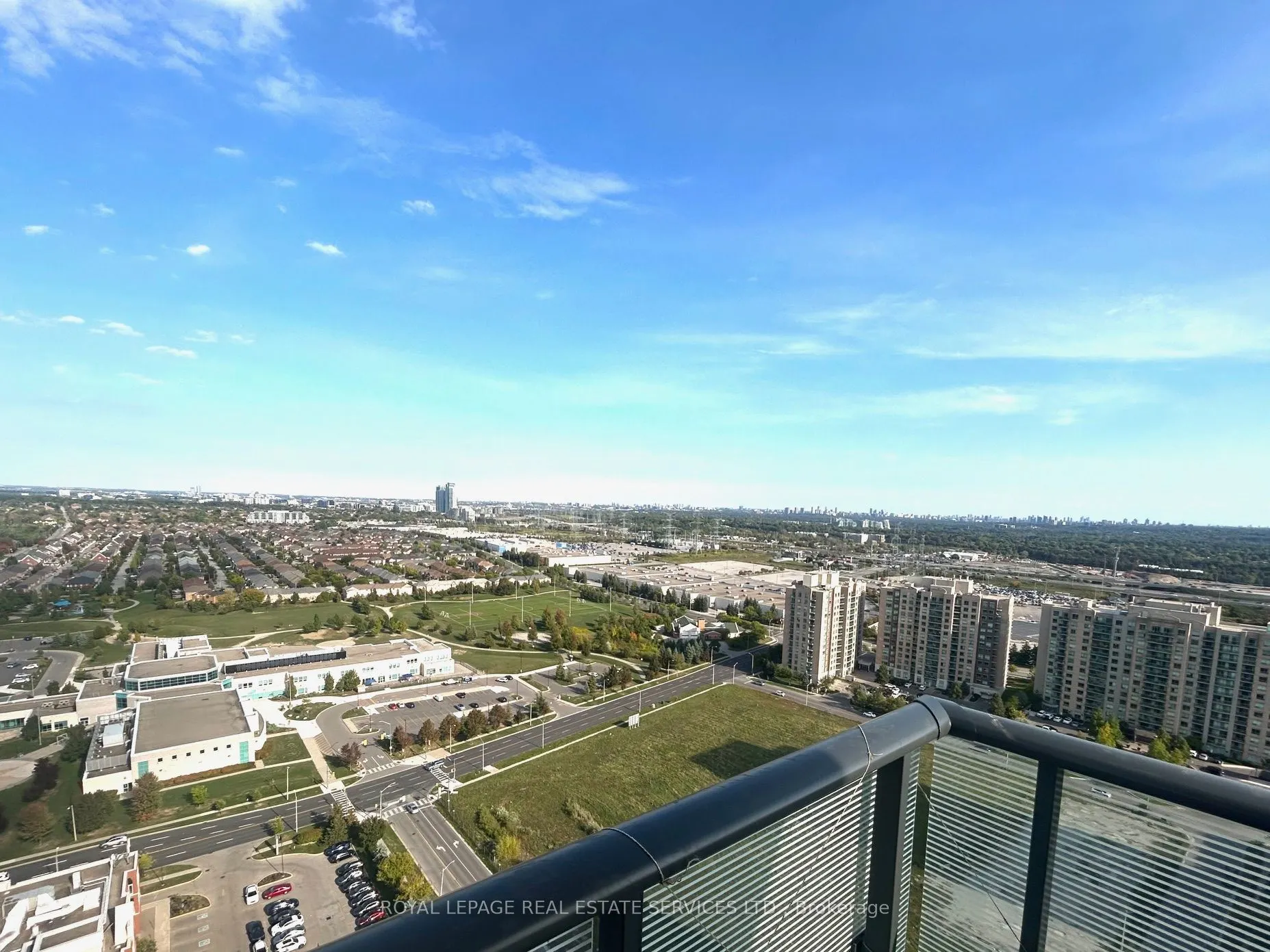 105 Oneida Crescent, #2508