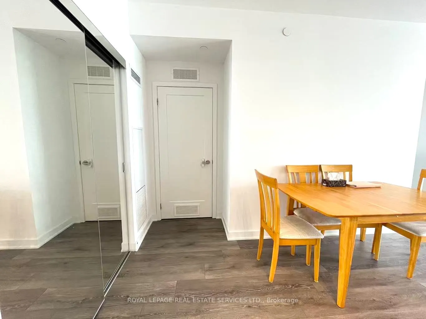 105 Oneida Crescent, #2508