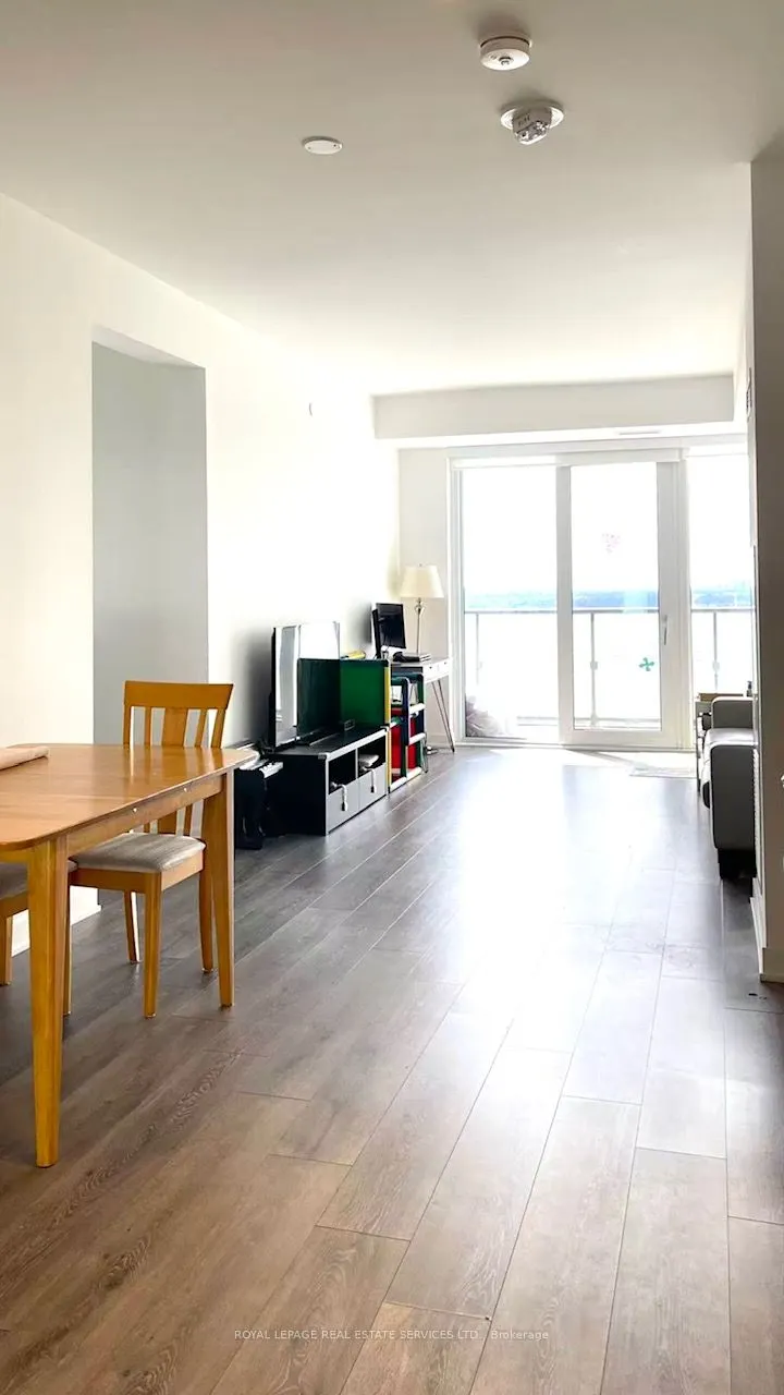 105 Oneida Crescent, #2508