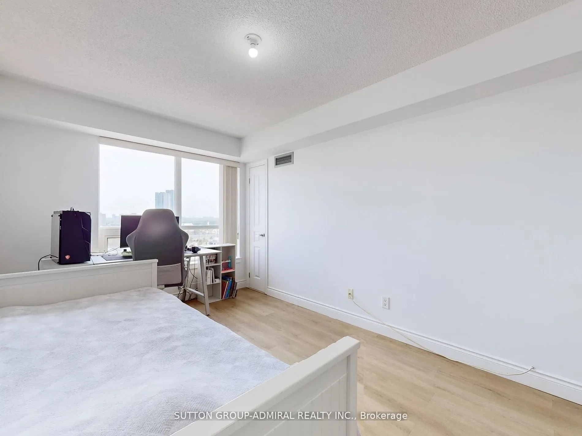 7 North Park Road, #1012