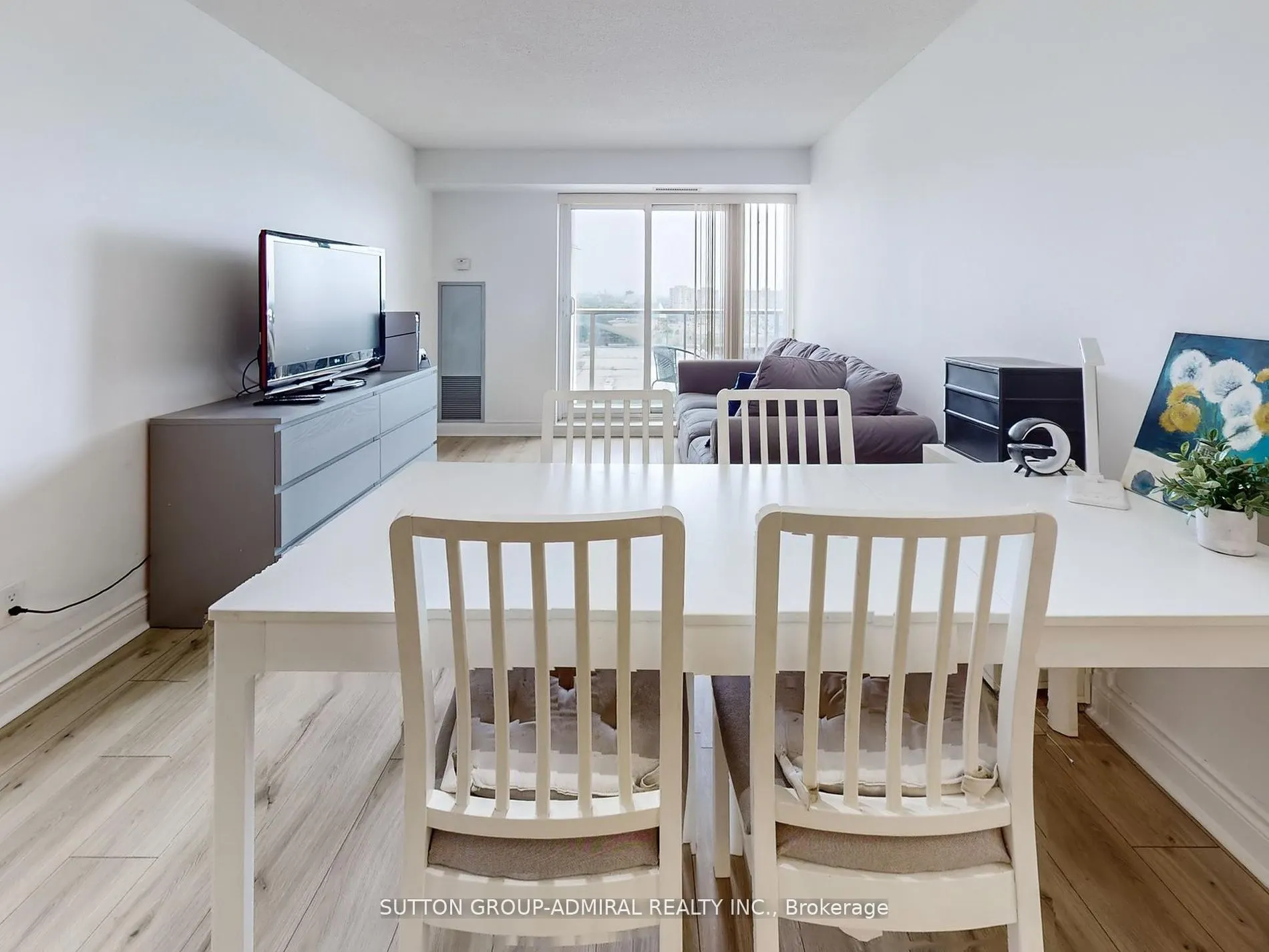 7 North Park Road, #1012