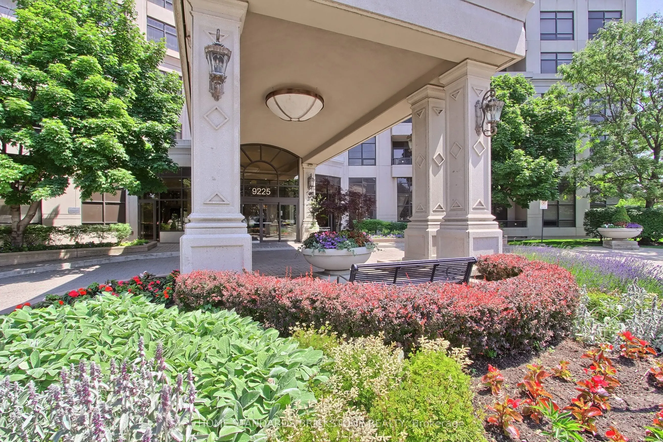 9225 Jane Street, #115