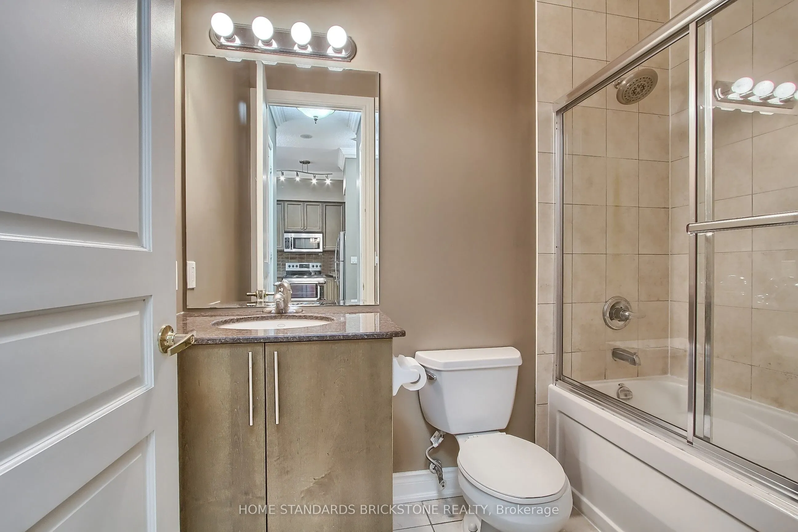 9225 Jane Street, #115