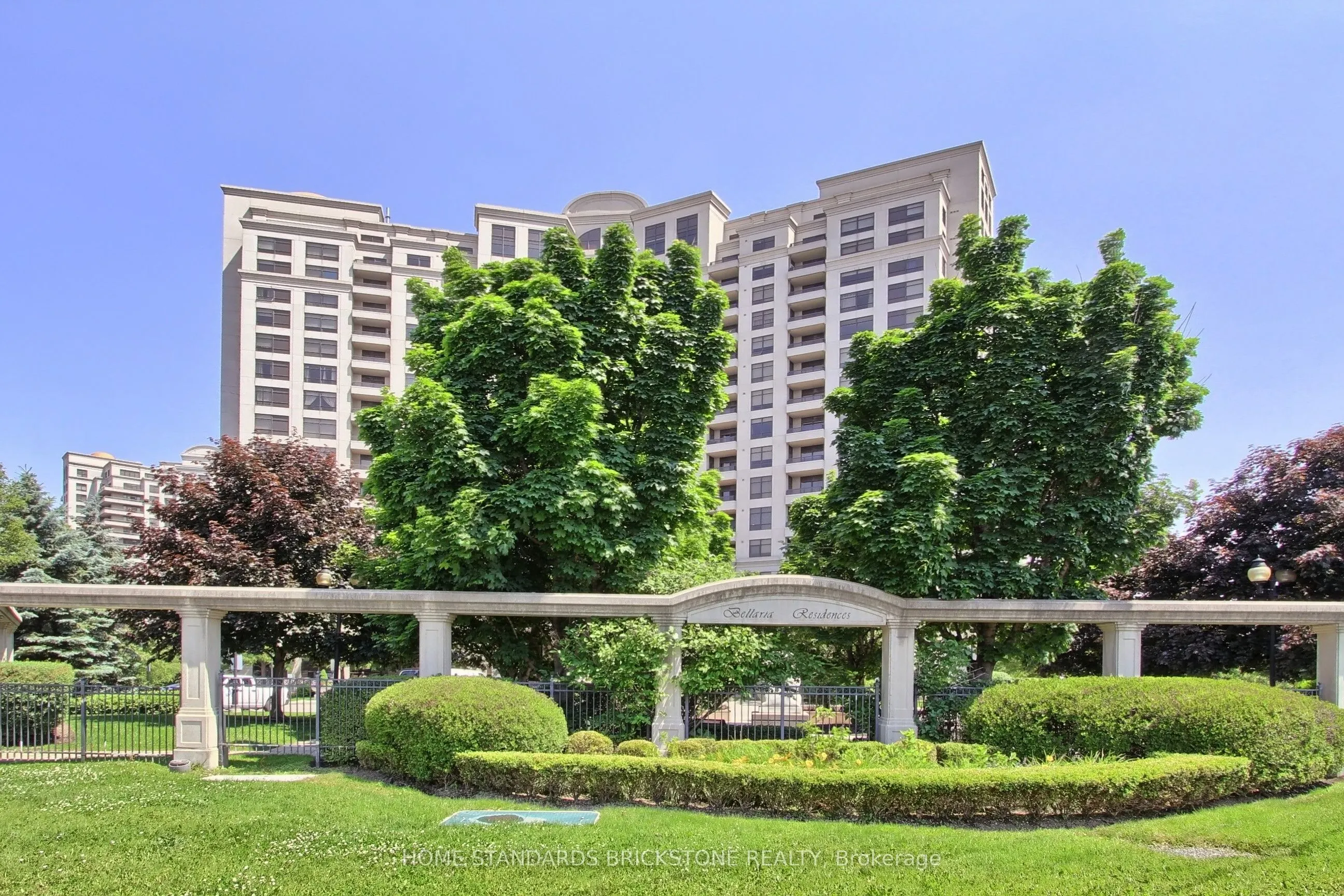 9225 Jane Street, #115