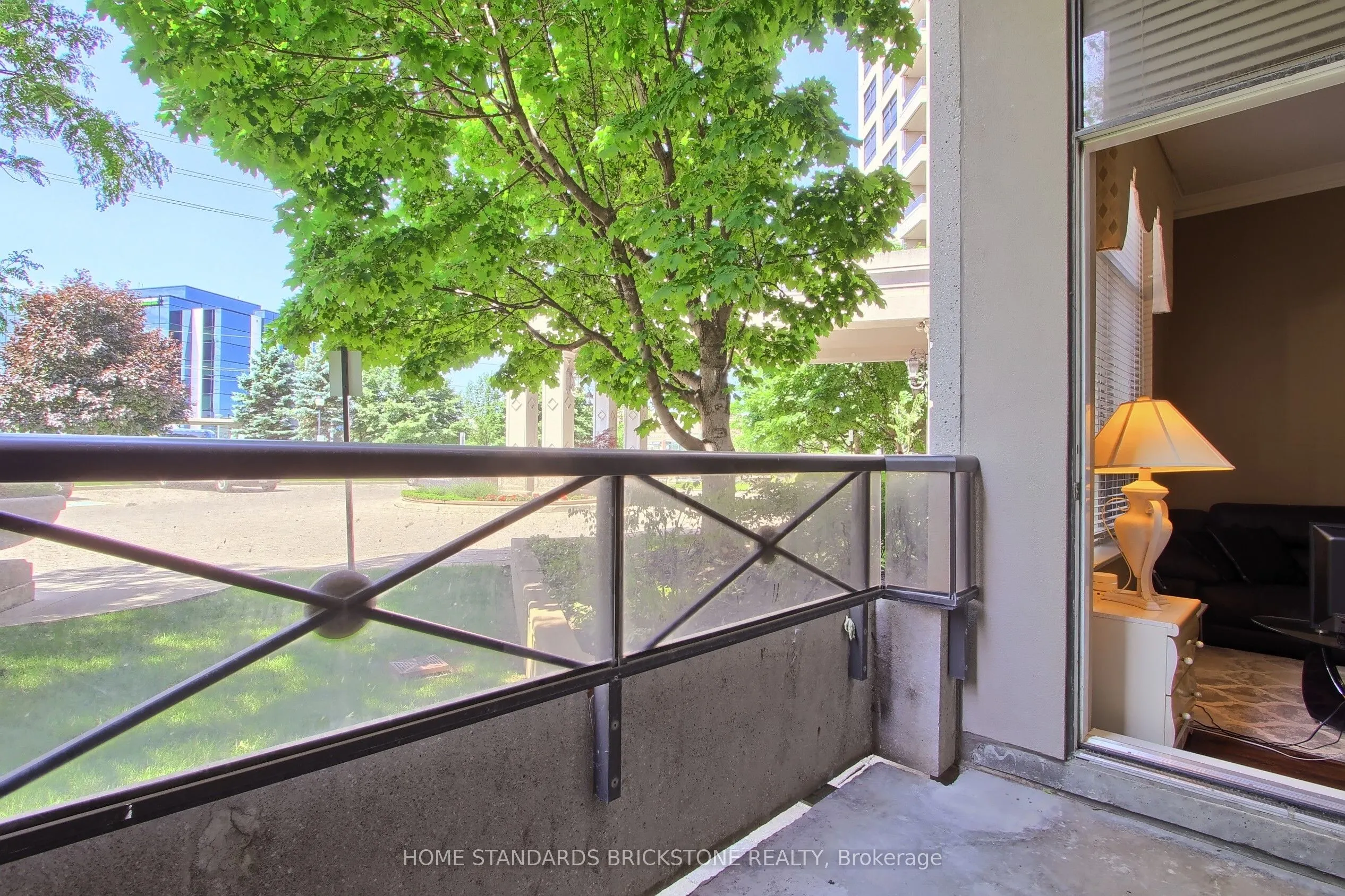 9225 Jane Street, #115