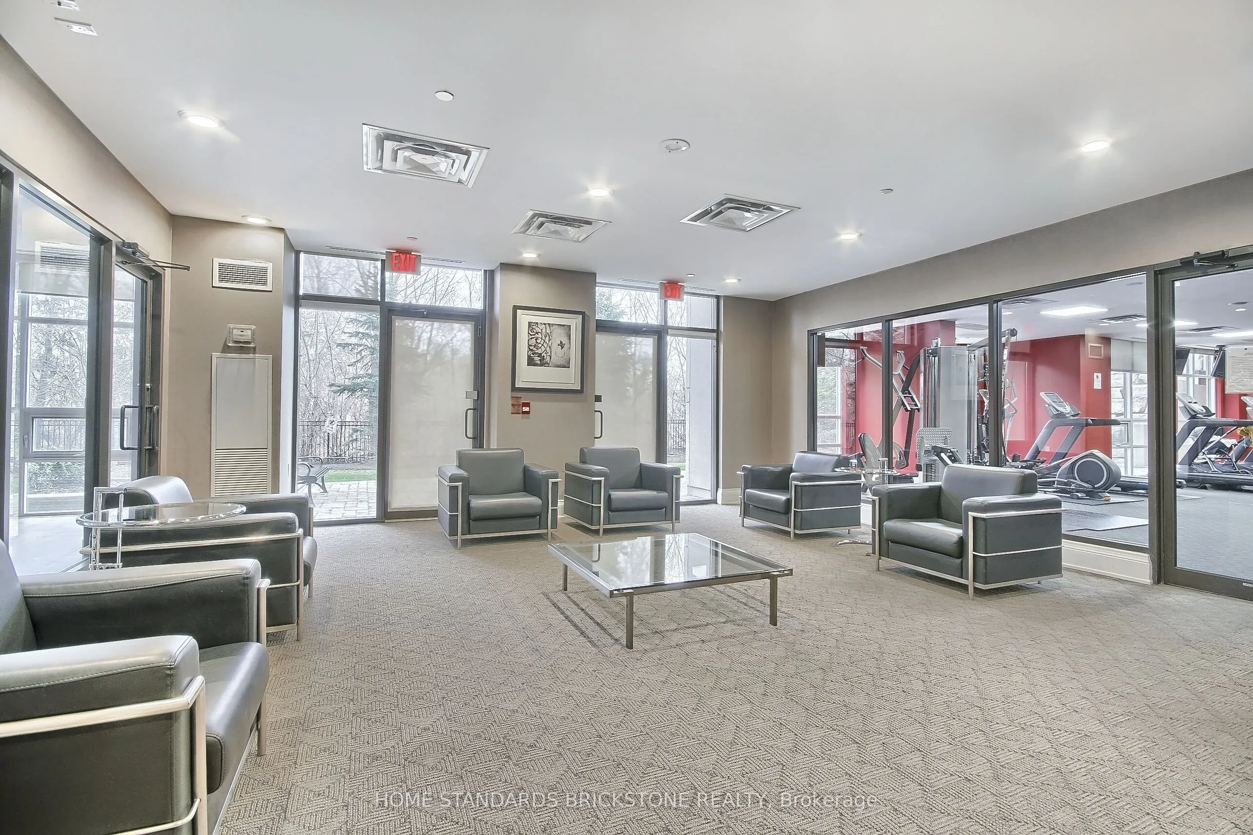 9225 Jane Street, #115