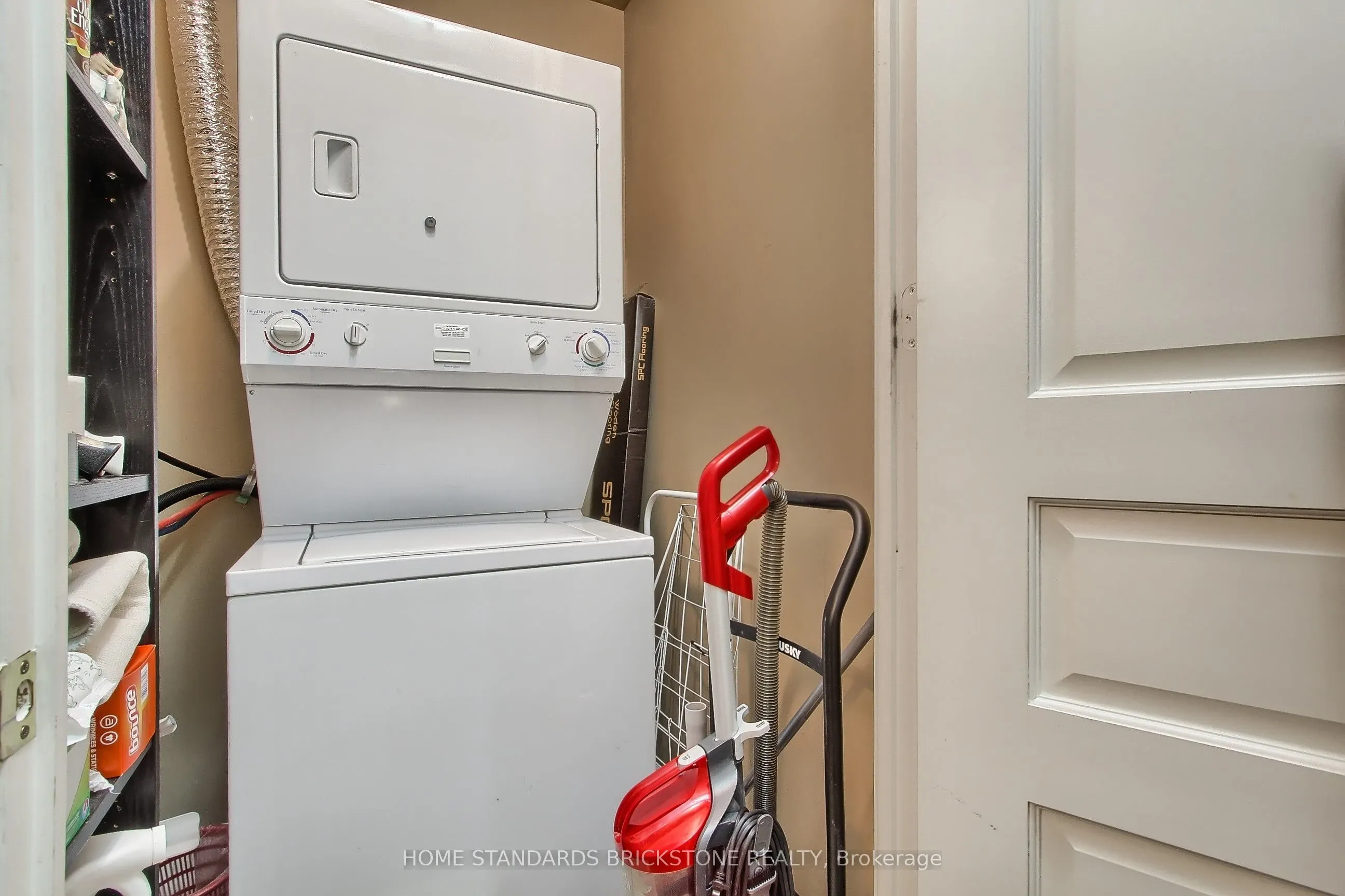 9225 Jane Street, #115