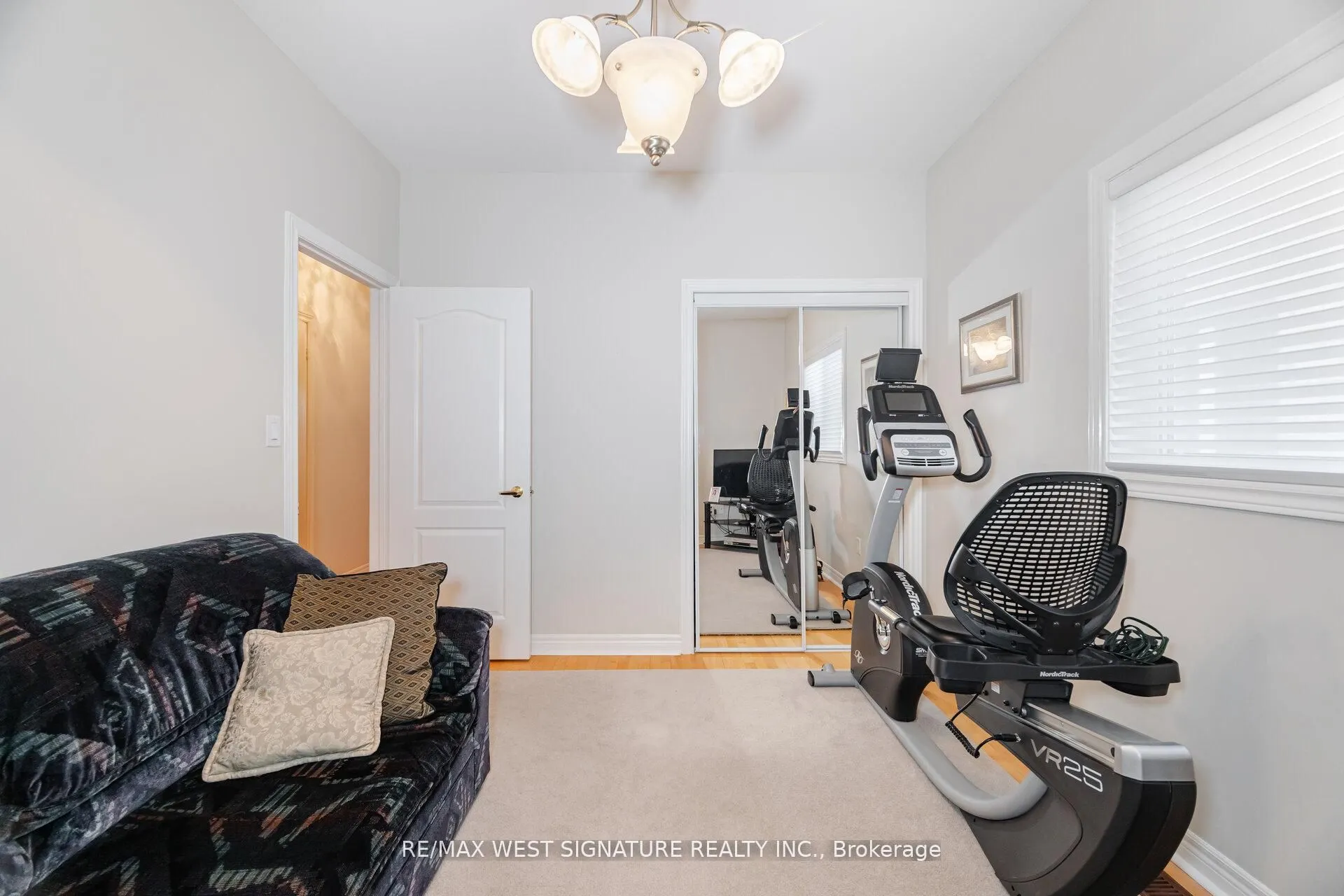 121 Calera Crescent