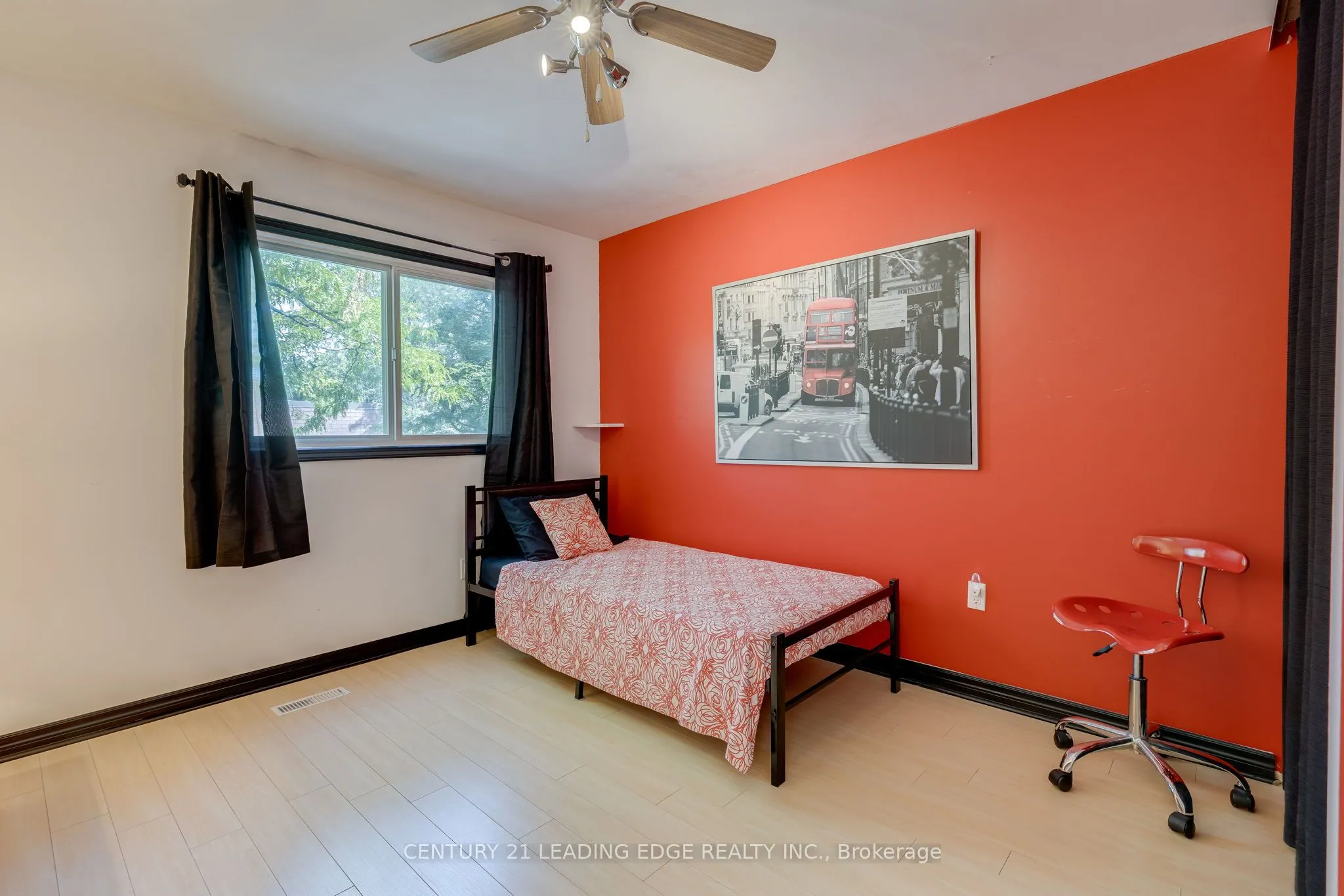 129 POPLAR Crescent, #129