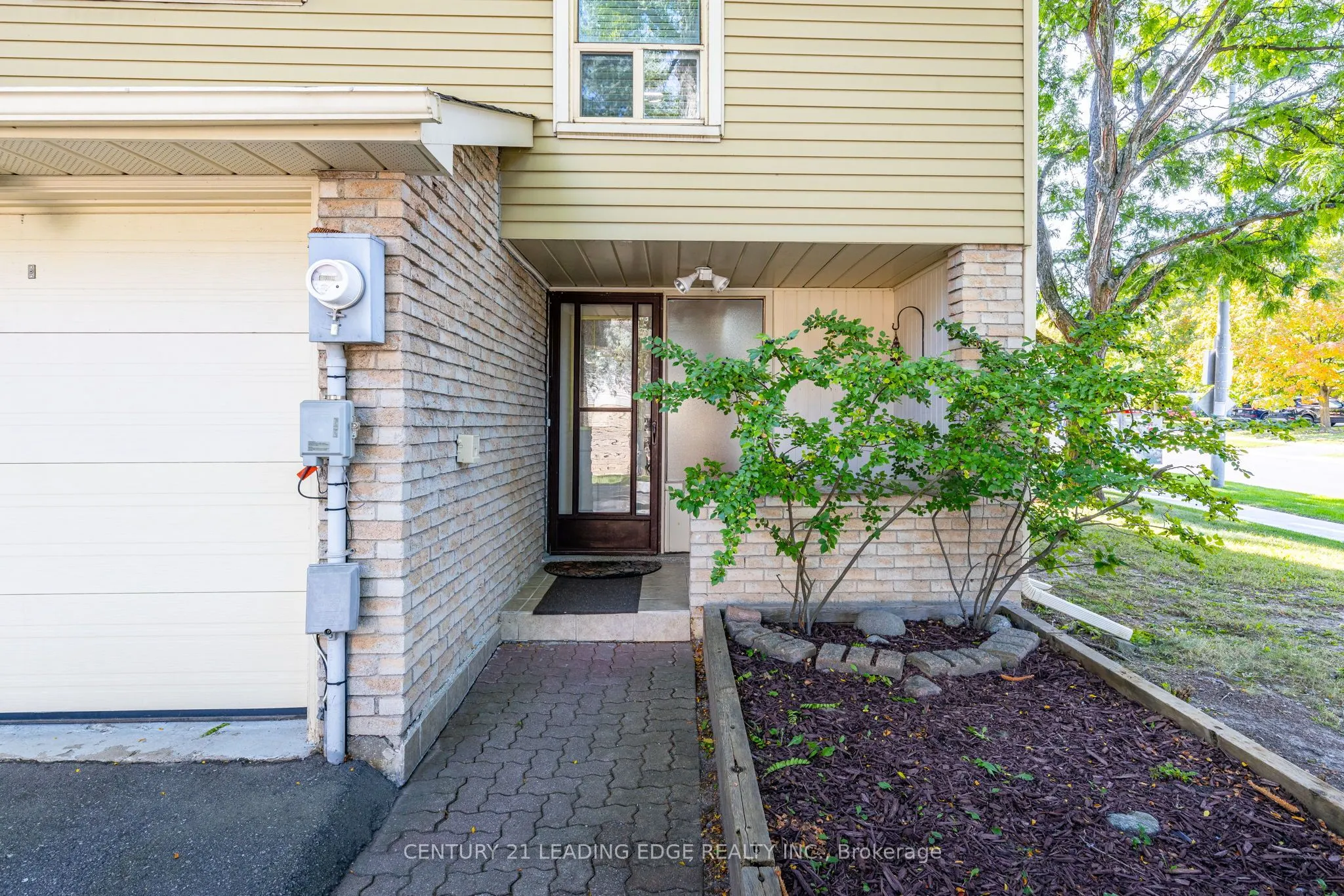 129 POPLAR Crescent, #129