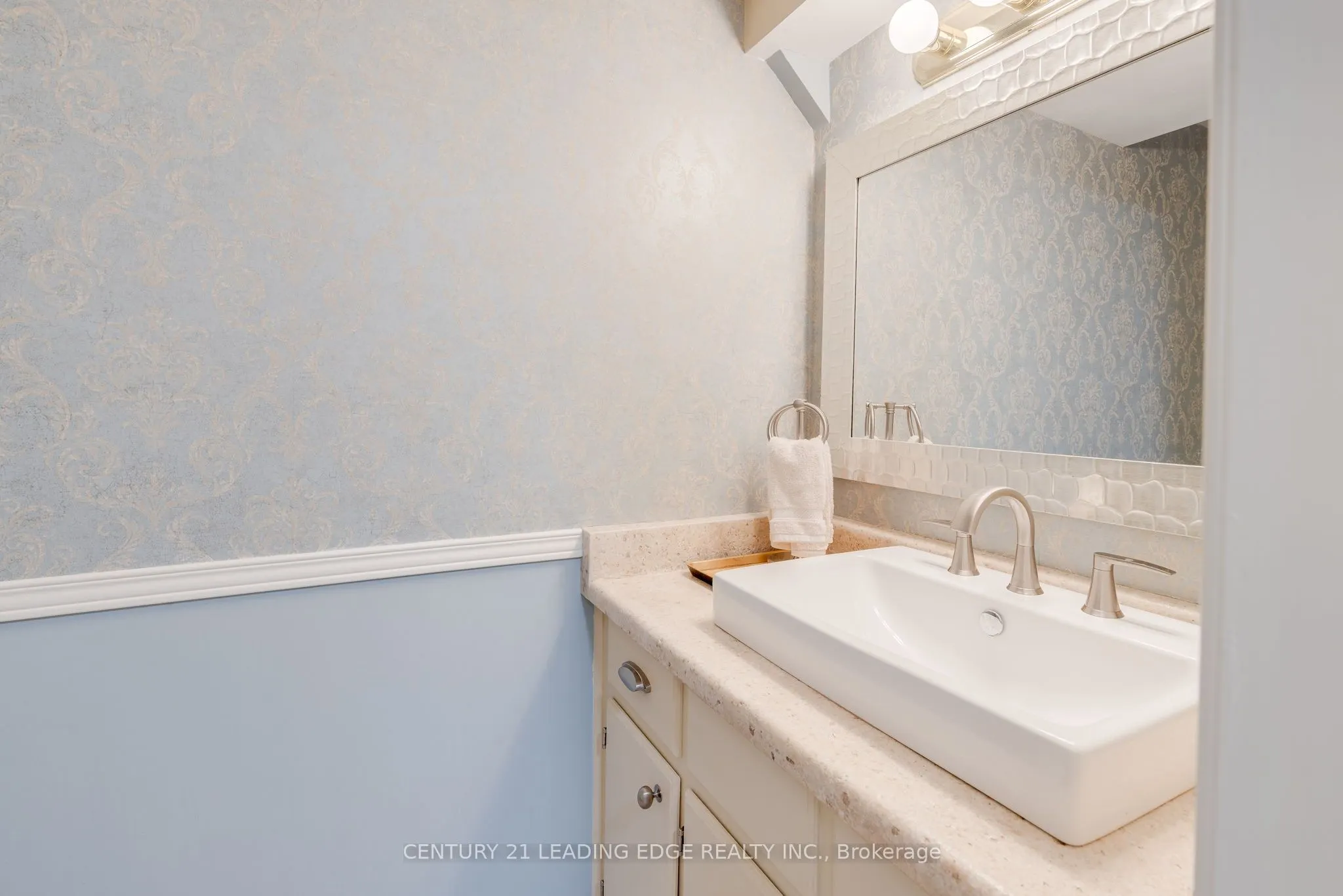 129 POPLAR Crescent, #129