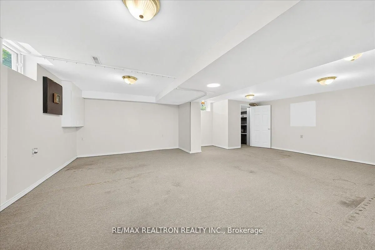 29 Westbourne Court