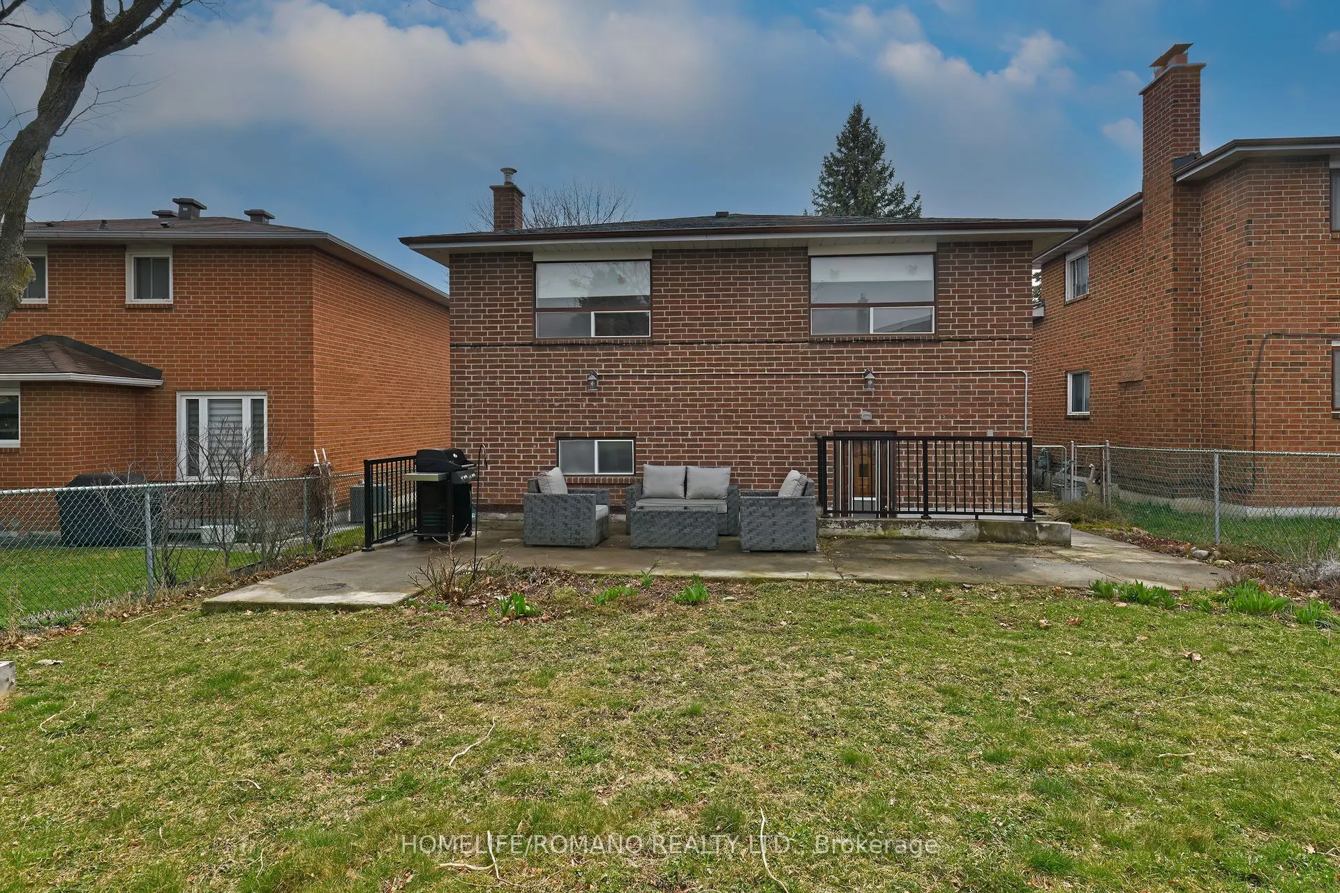 26 Quaker Ridge Road
