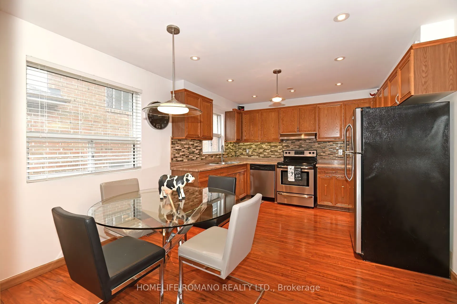 26 Quaker Ridge Road
