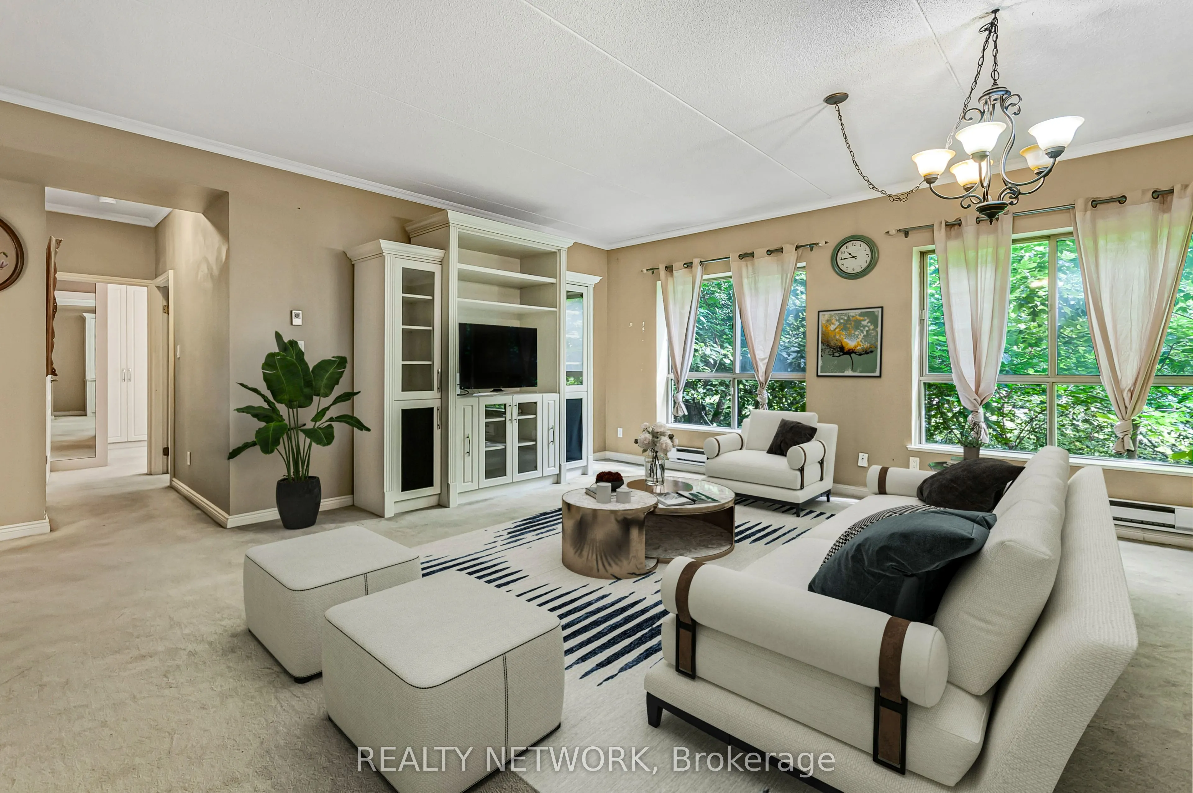 249 Major Mackenzie East Drive, #106