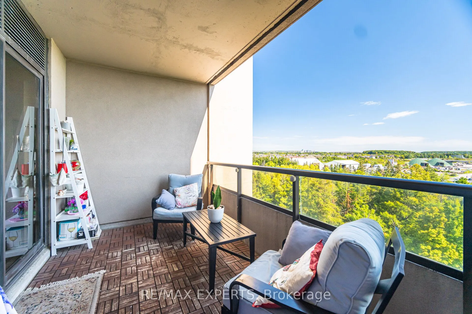 9255 Jane Street, #809