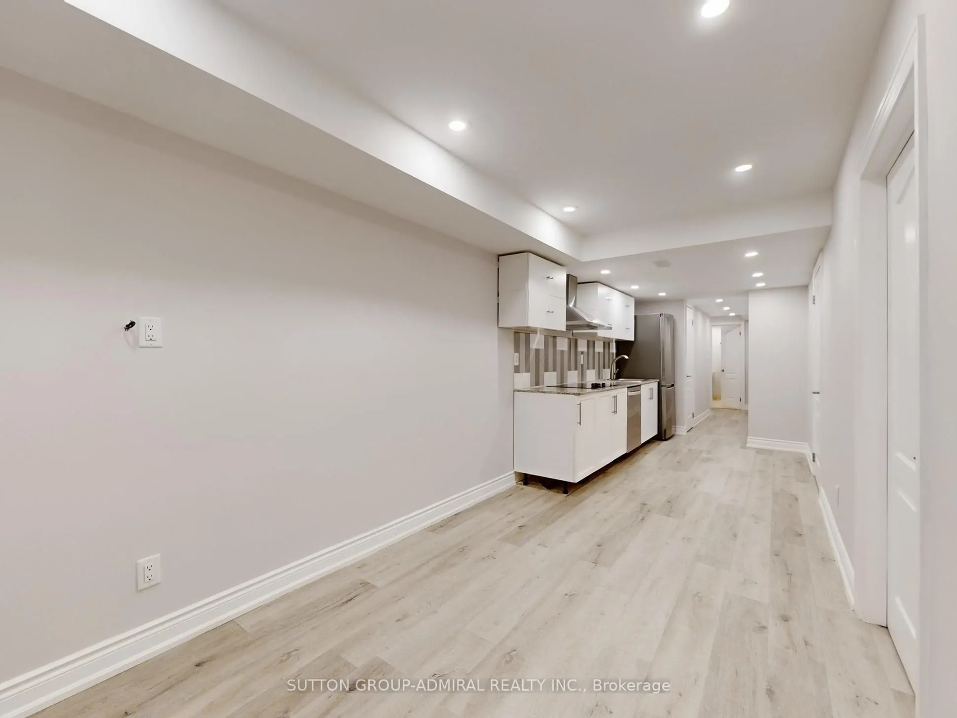 70 Laskin Drive