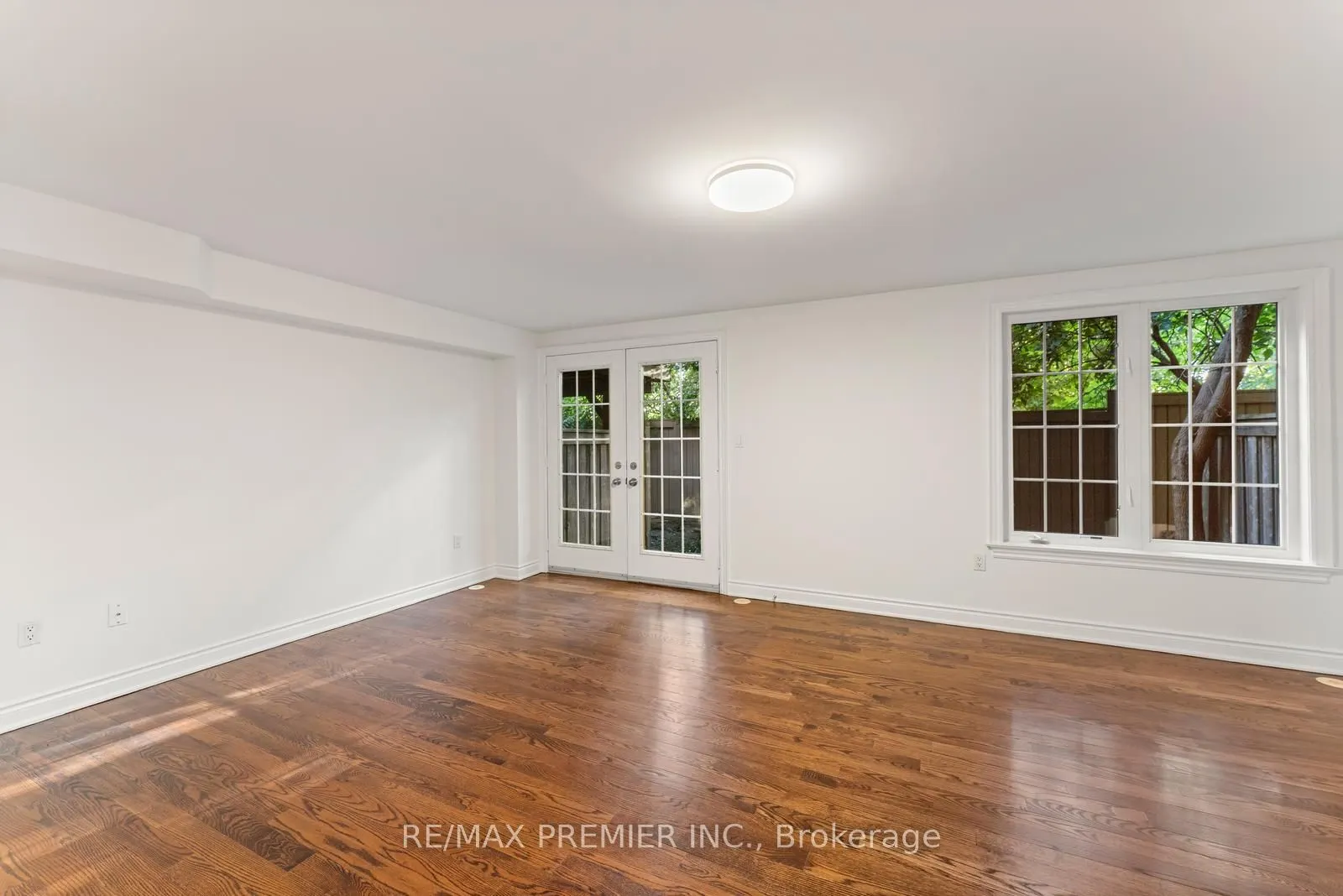 34 George Bogg Road