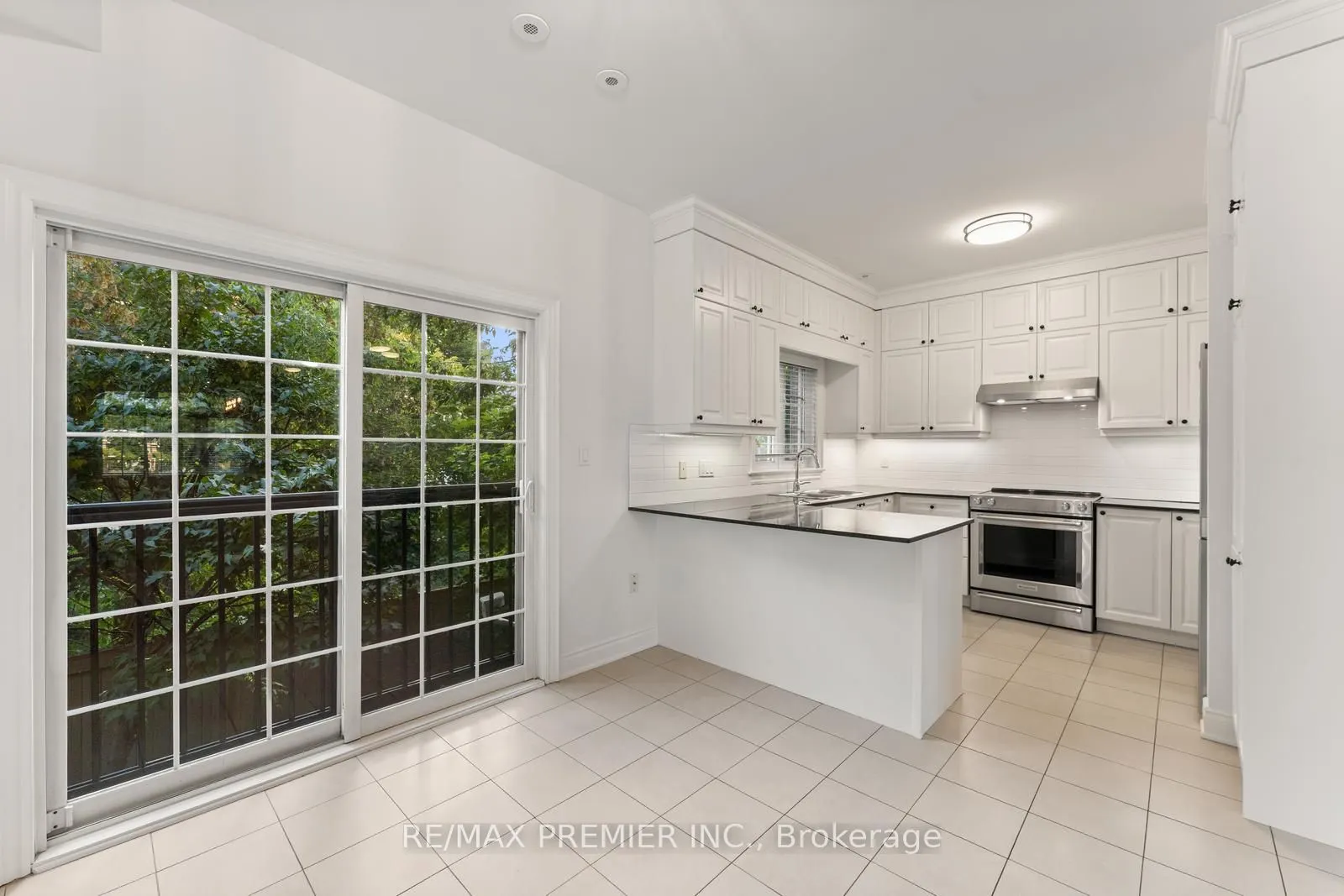 34 George Bogg Road
