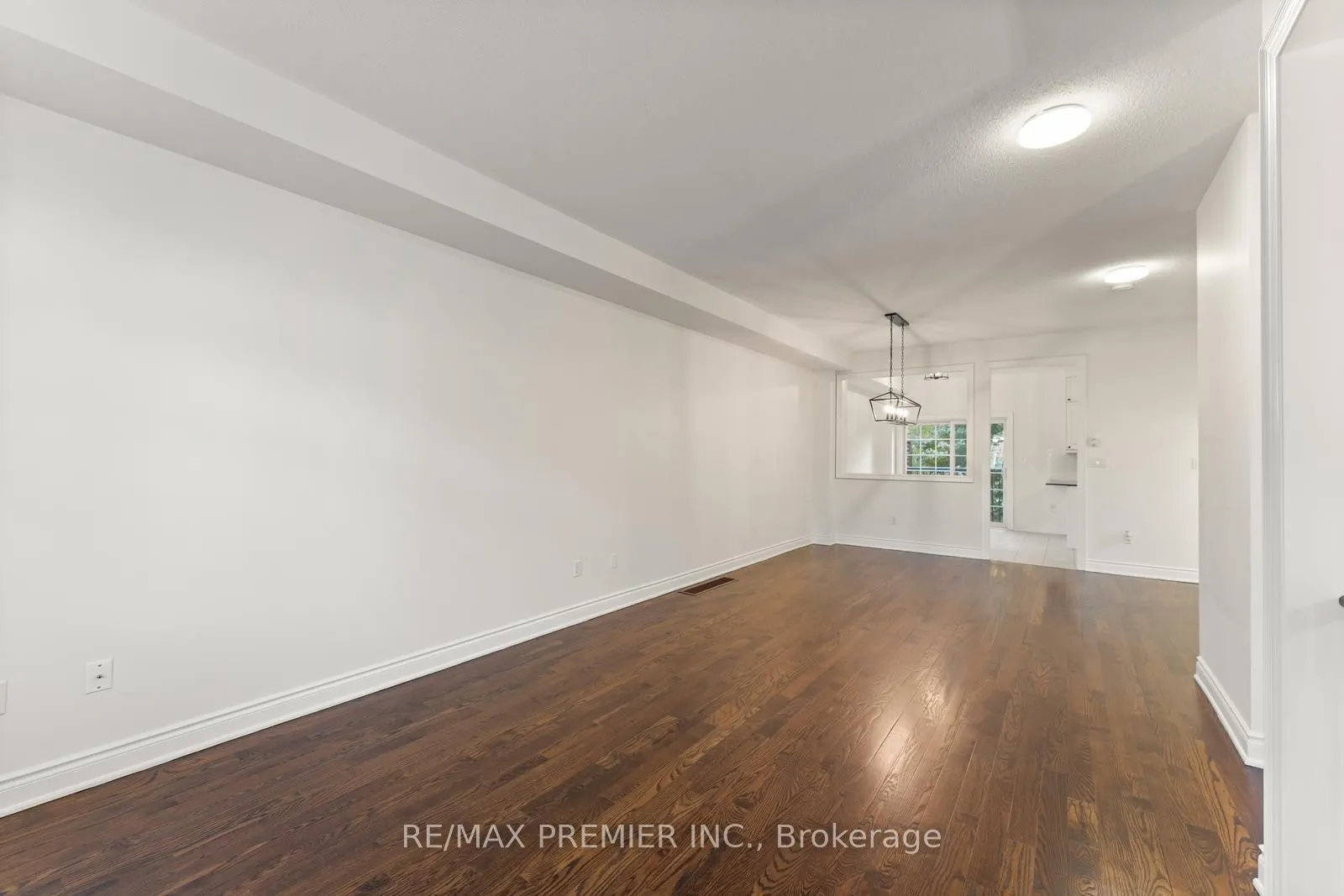 34 George Bogg Road