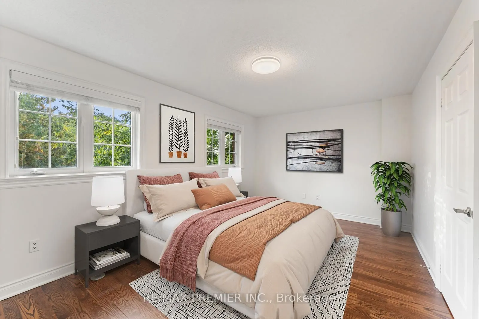34 George Bogg Road