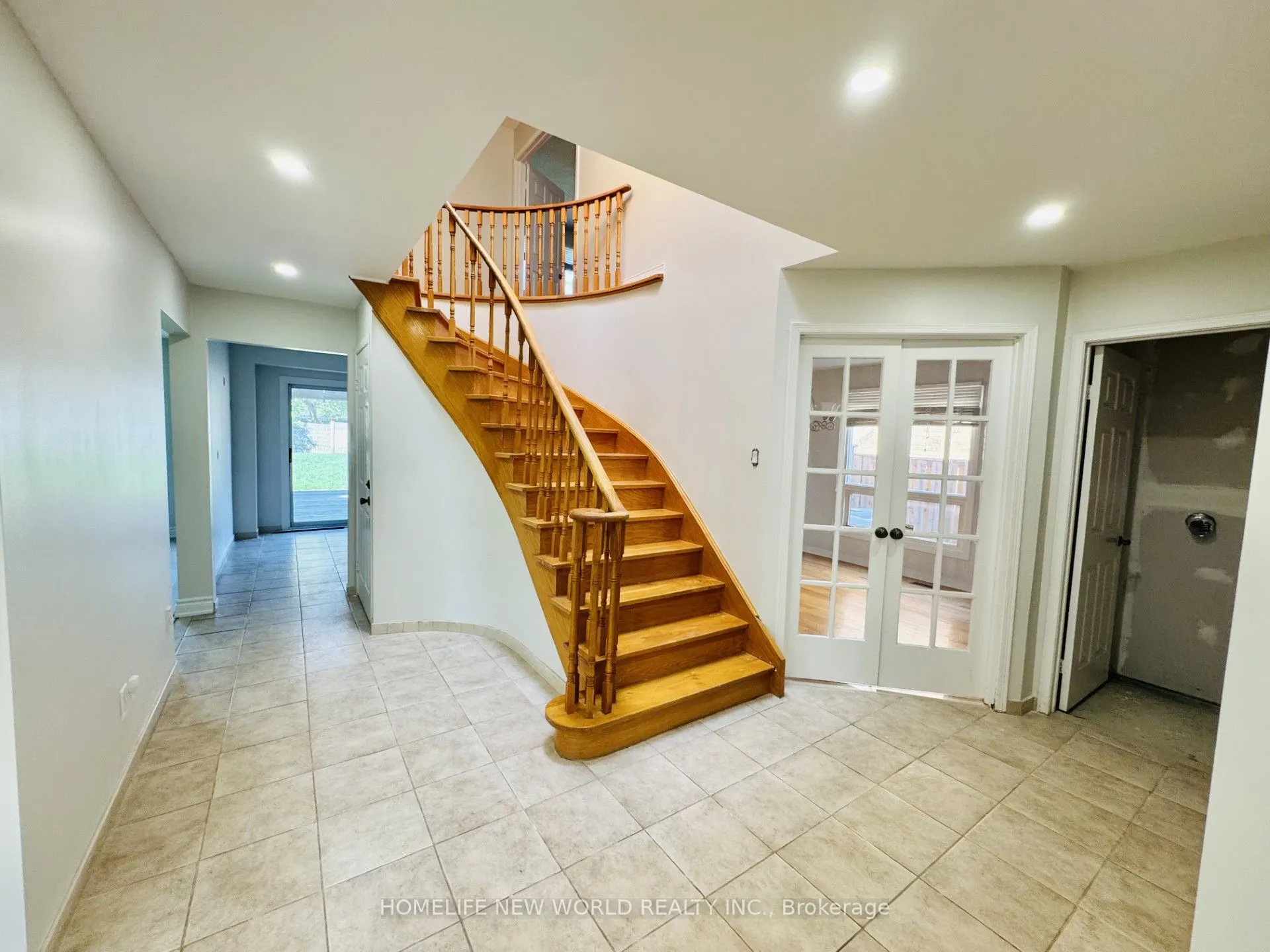 136 Harvest Moon Drive