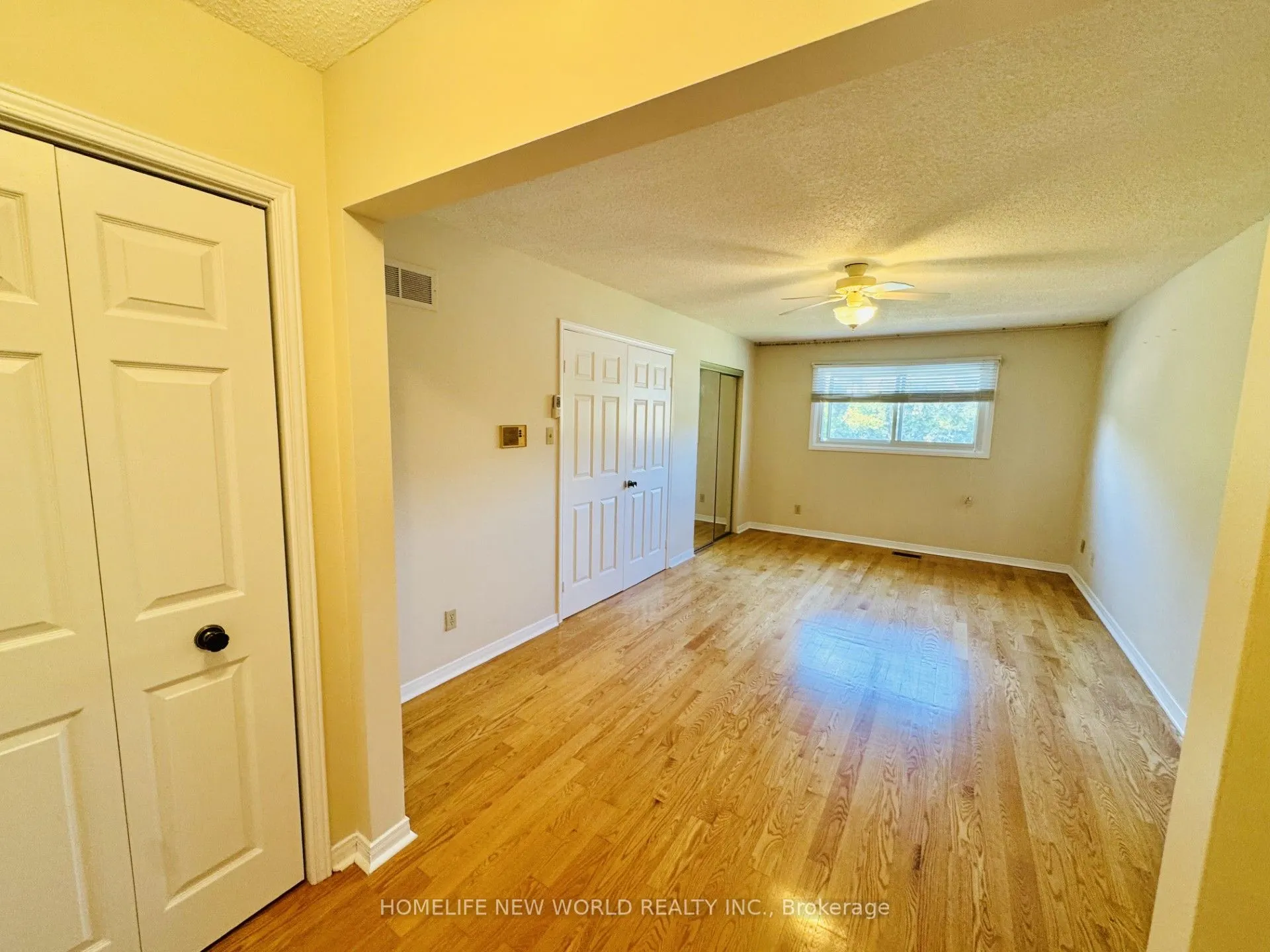 136 Harvest Moon Drive