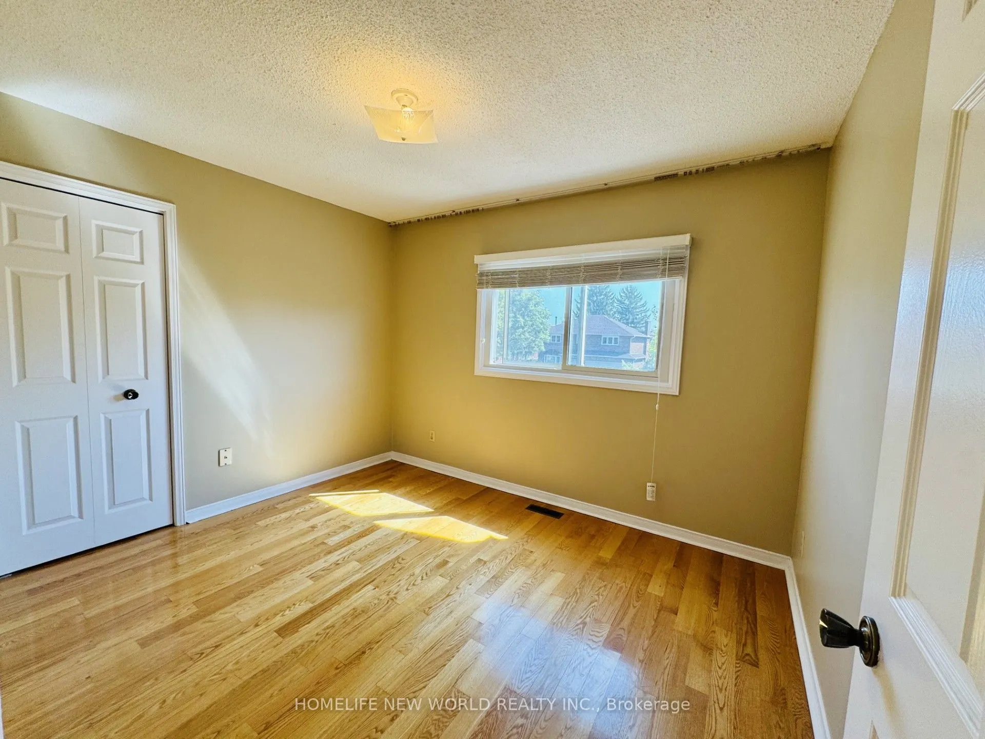136 Harvest Moon Drive