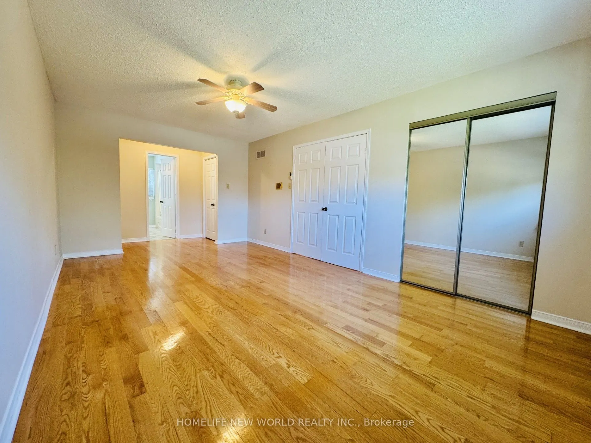 136 Harvest Moon Drive