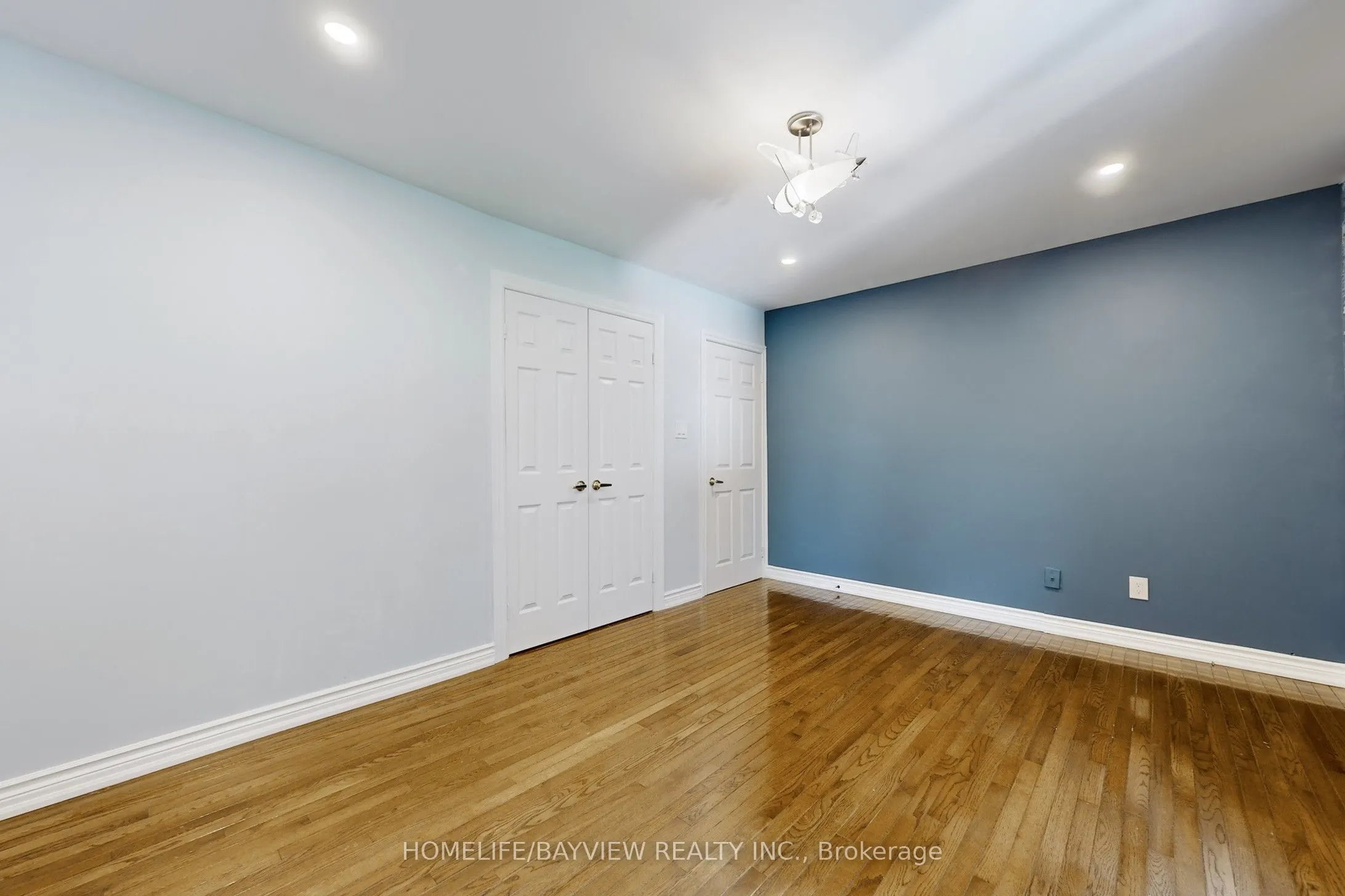 54 Nisbet Drive