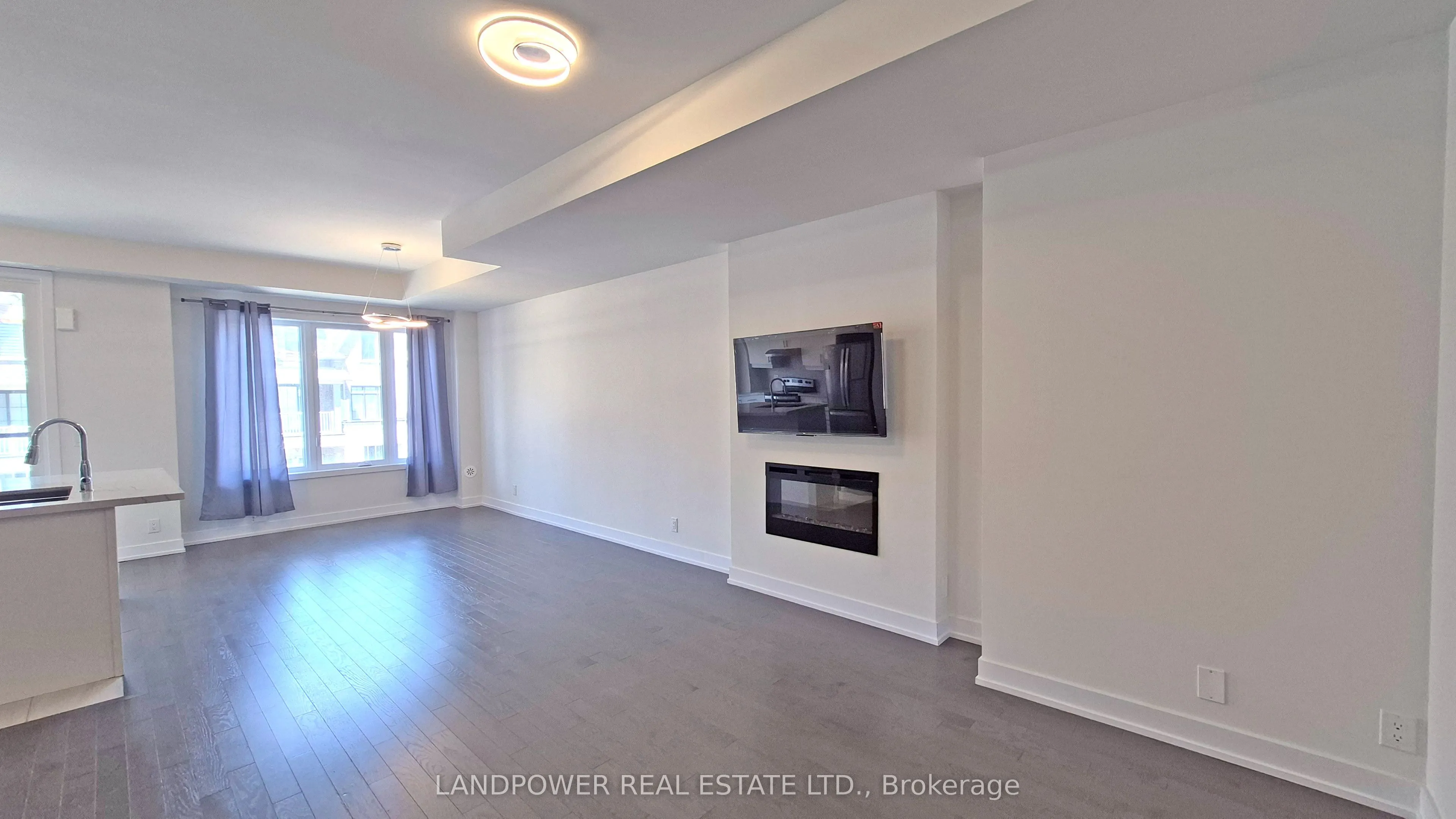 21 Gilbert Wright Avenue