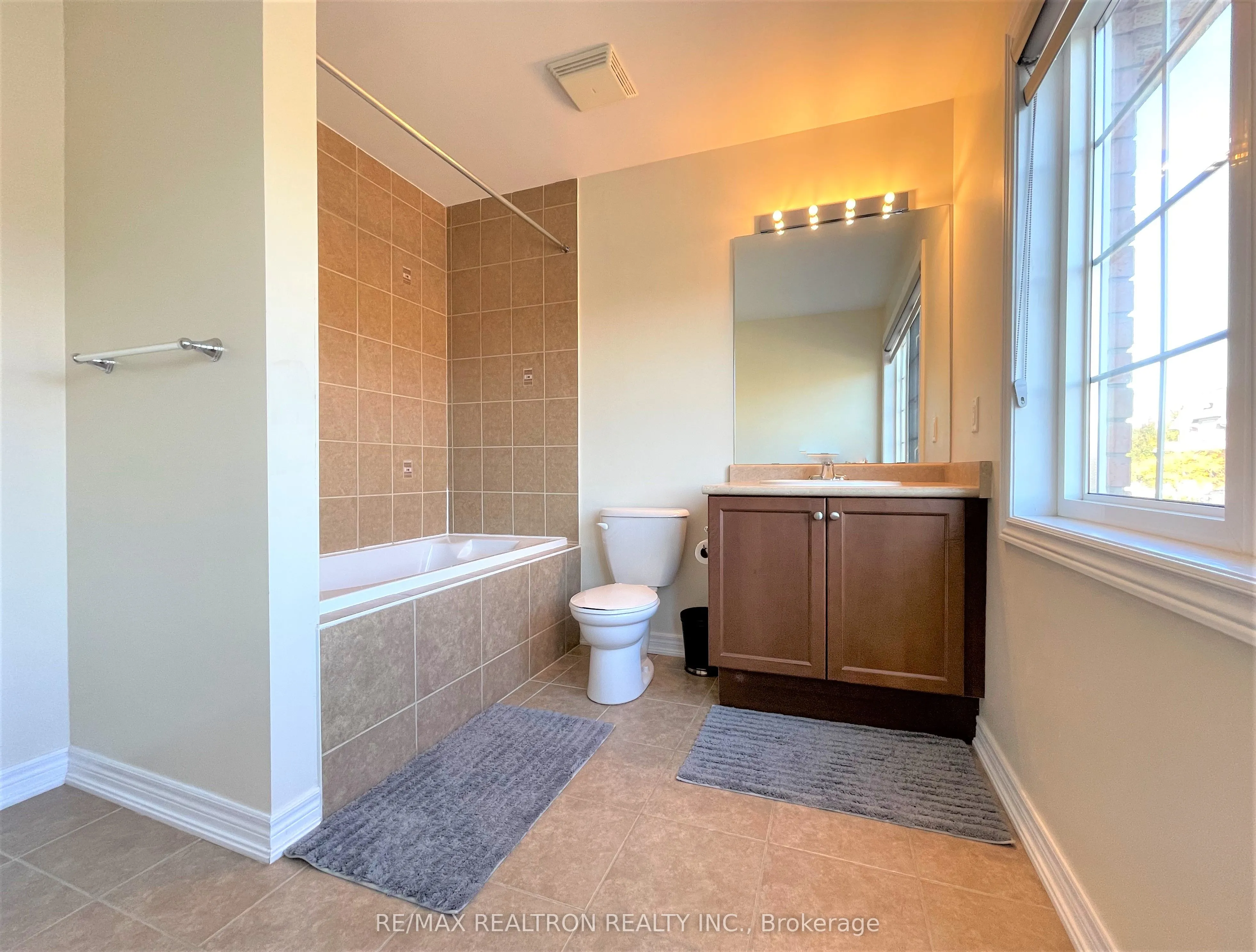 205 Vanda Drive