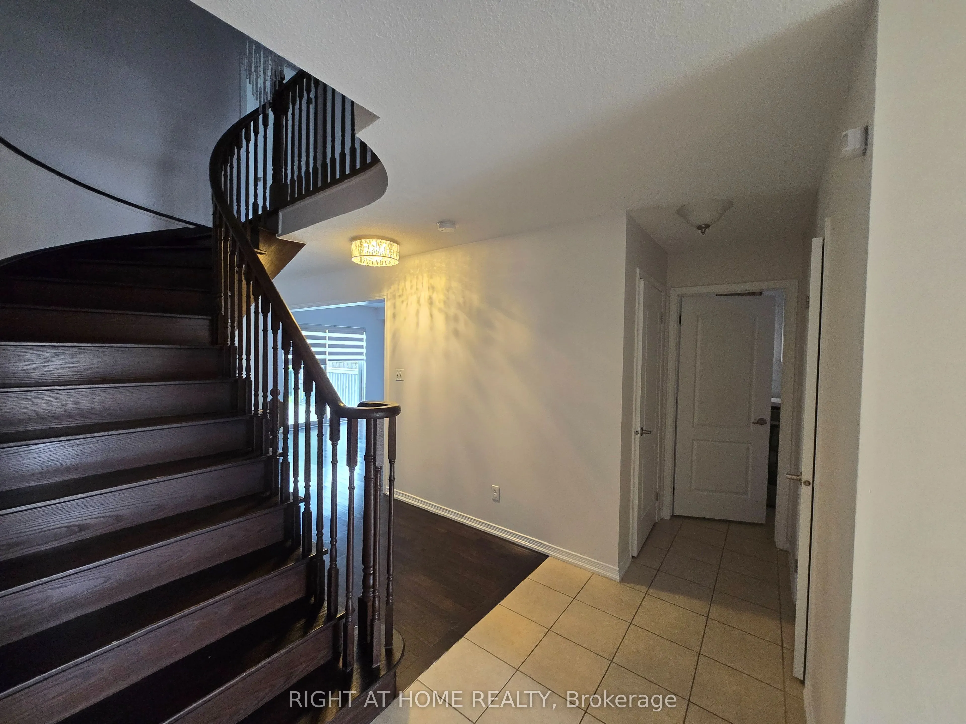1306 Corm (main and 2nd) Street