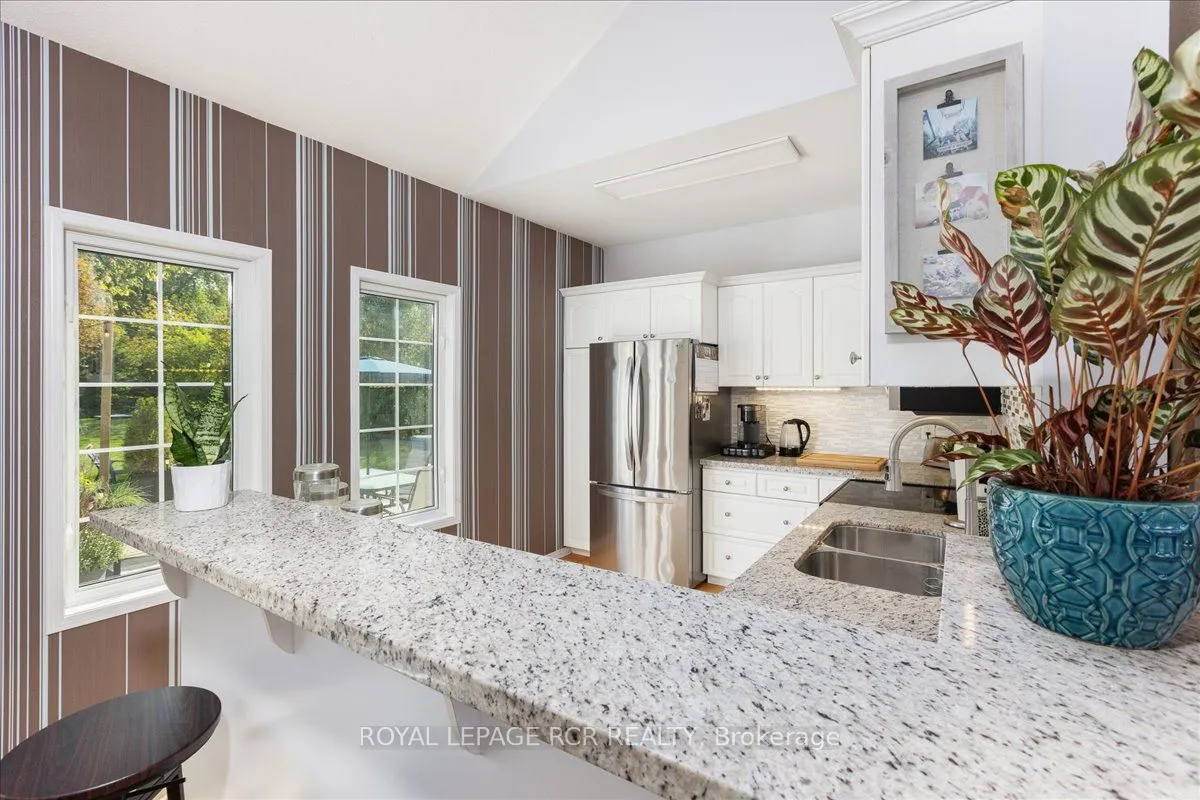 1903 Metro Road N