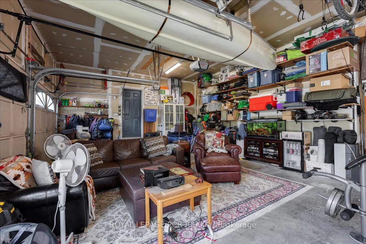 1903 Metro Road N