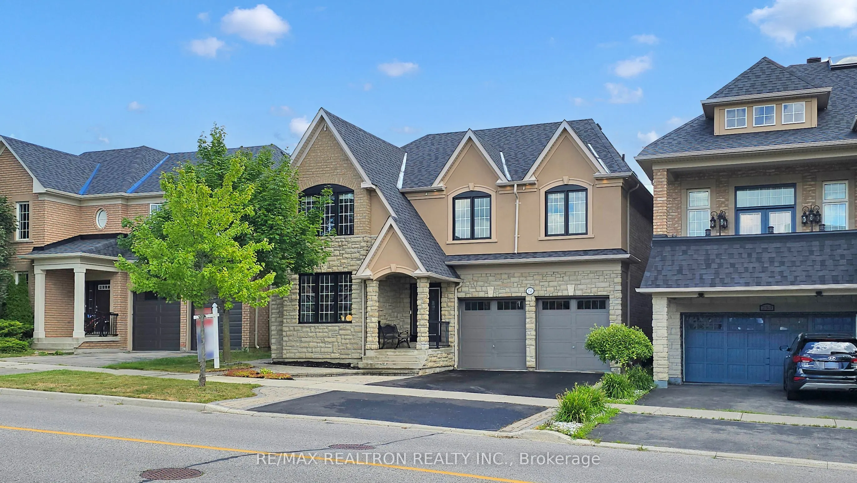 255 SELWYN Road
