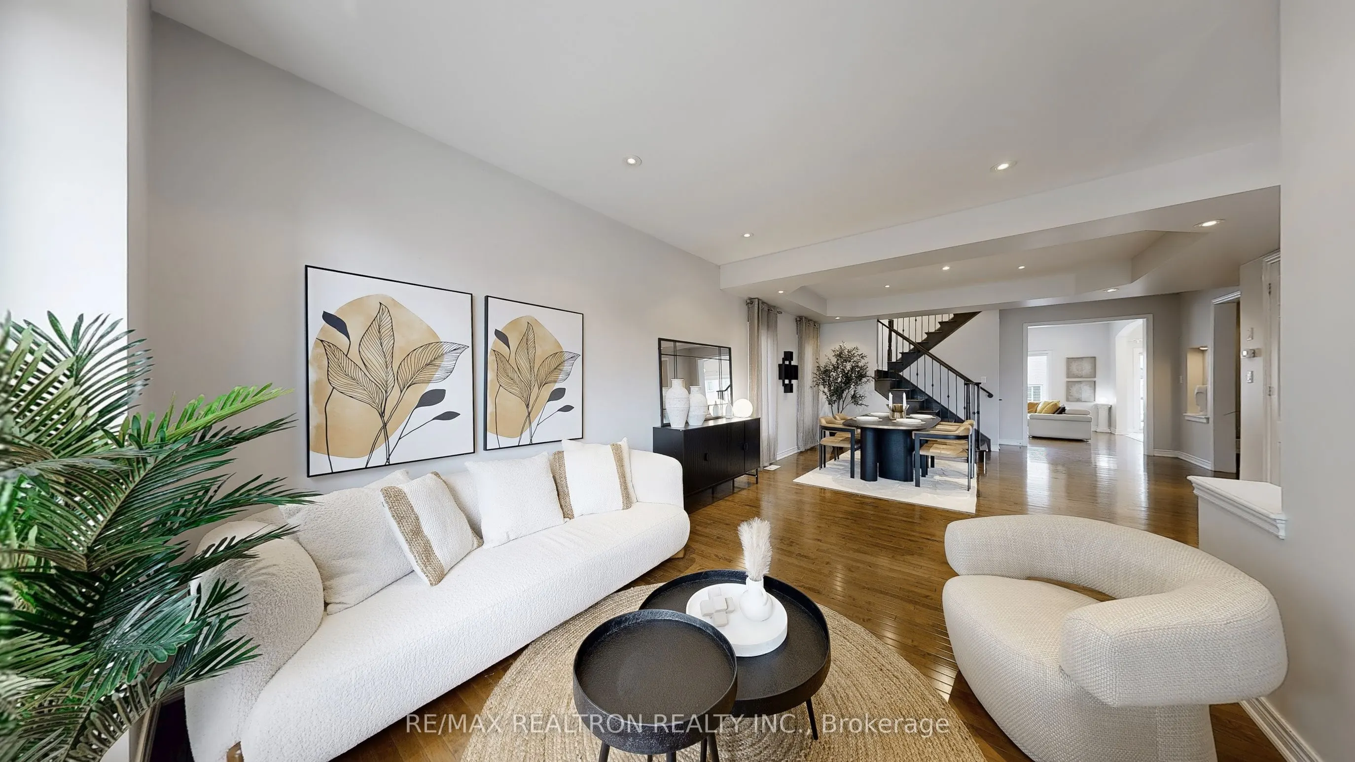 255 SELWYN Road