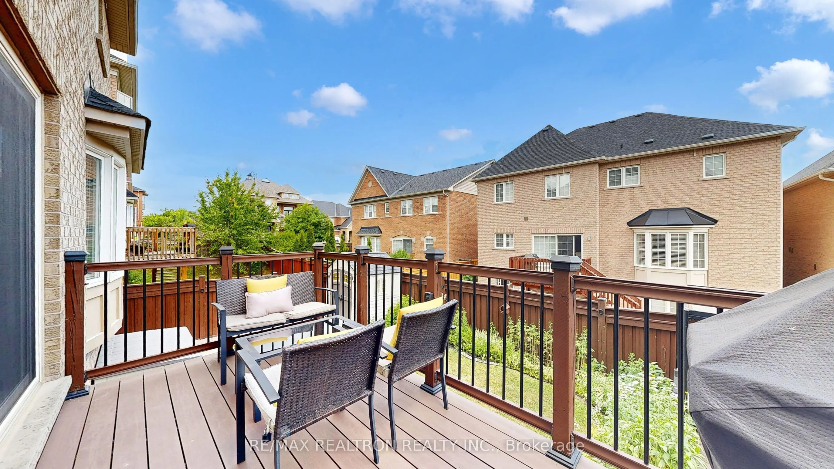 255 SELWYN Road
