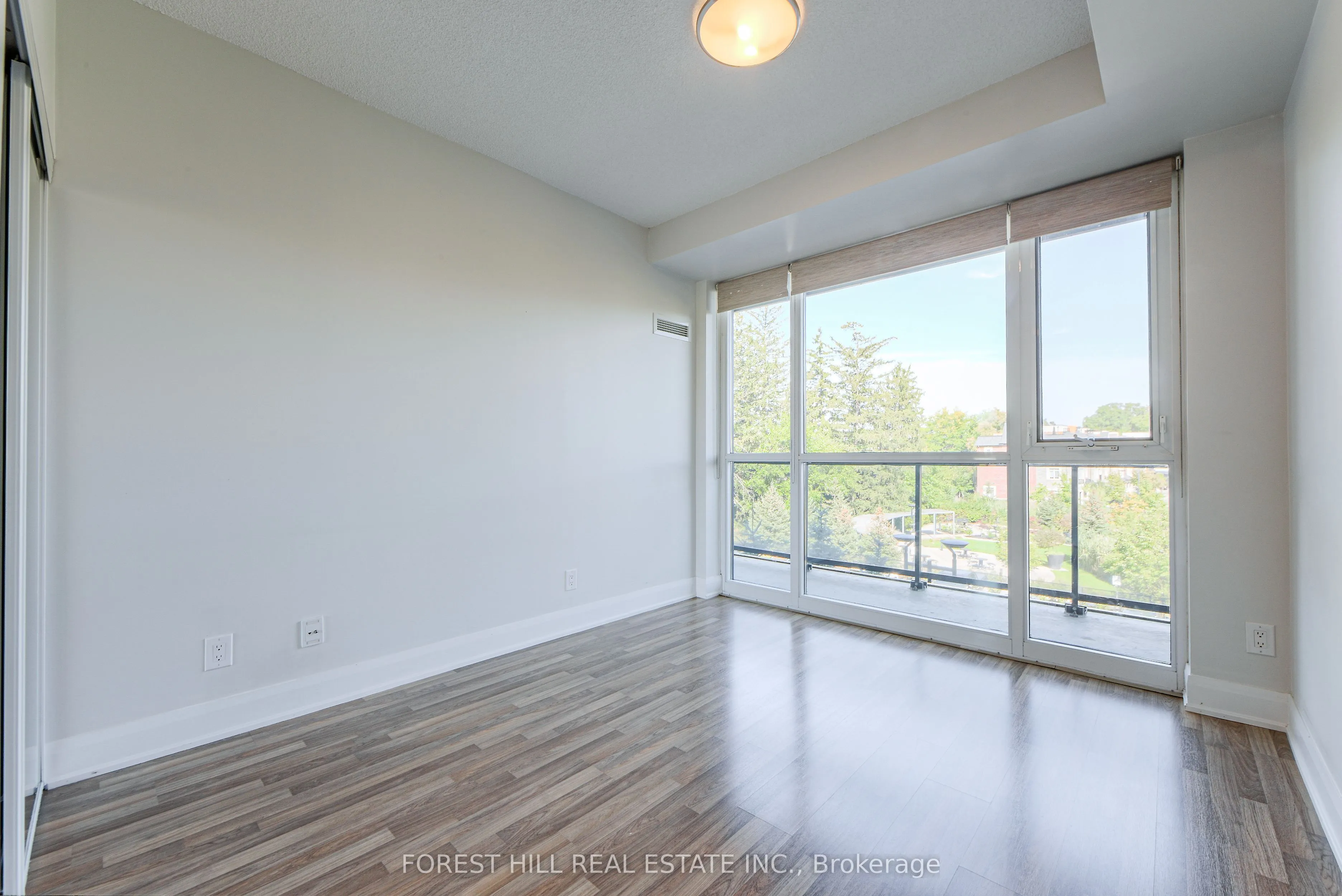4700 Highway 7, #309