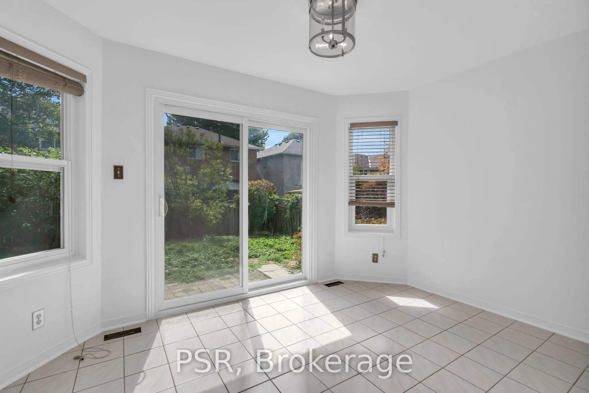 848 Hollander Road
