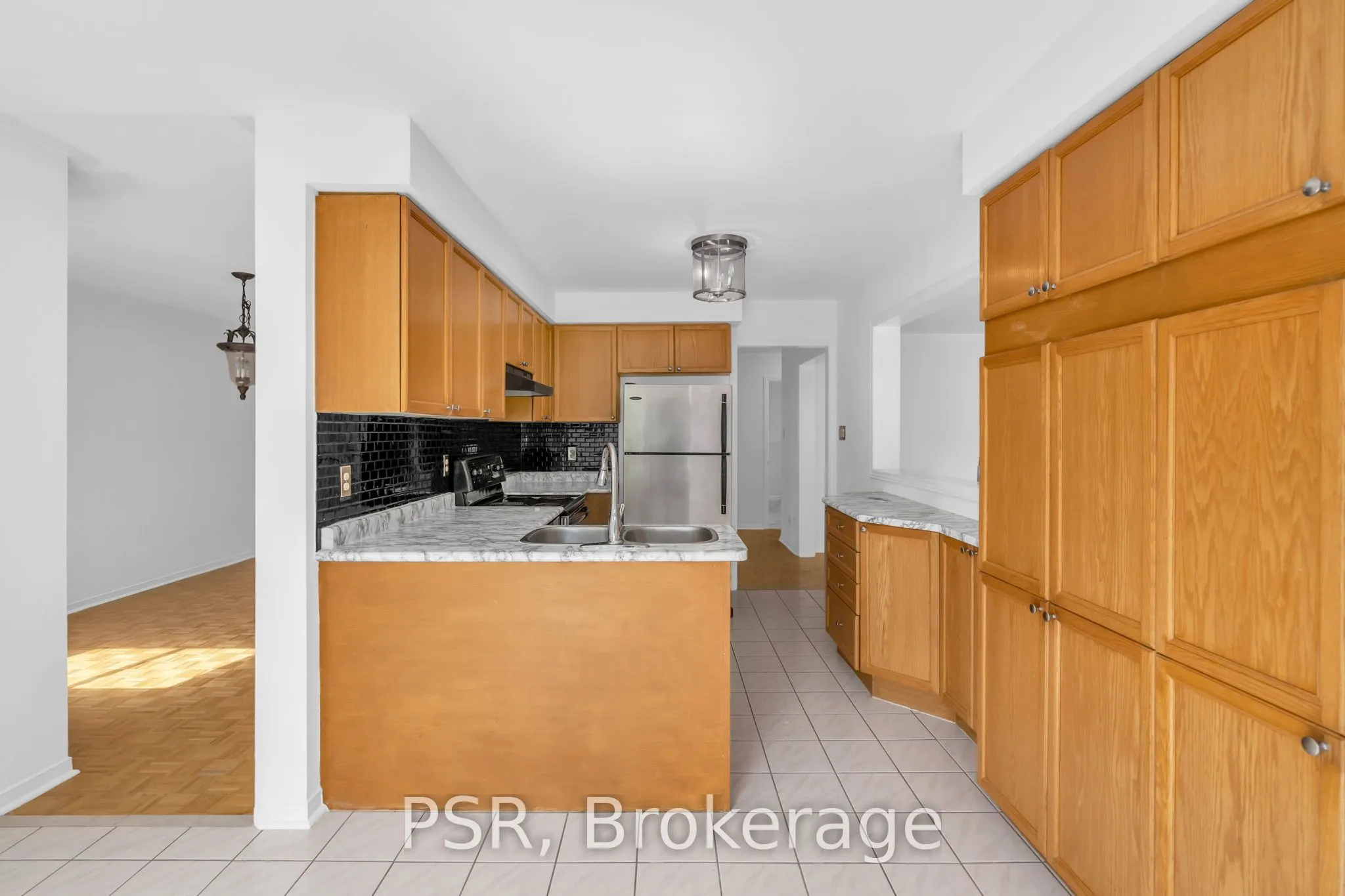 848 Hollander Road