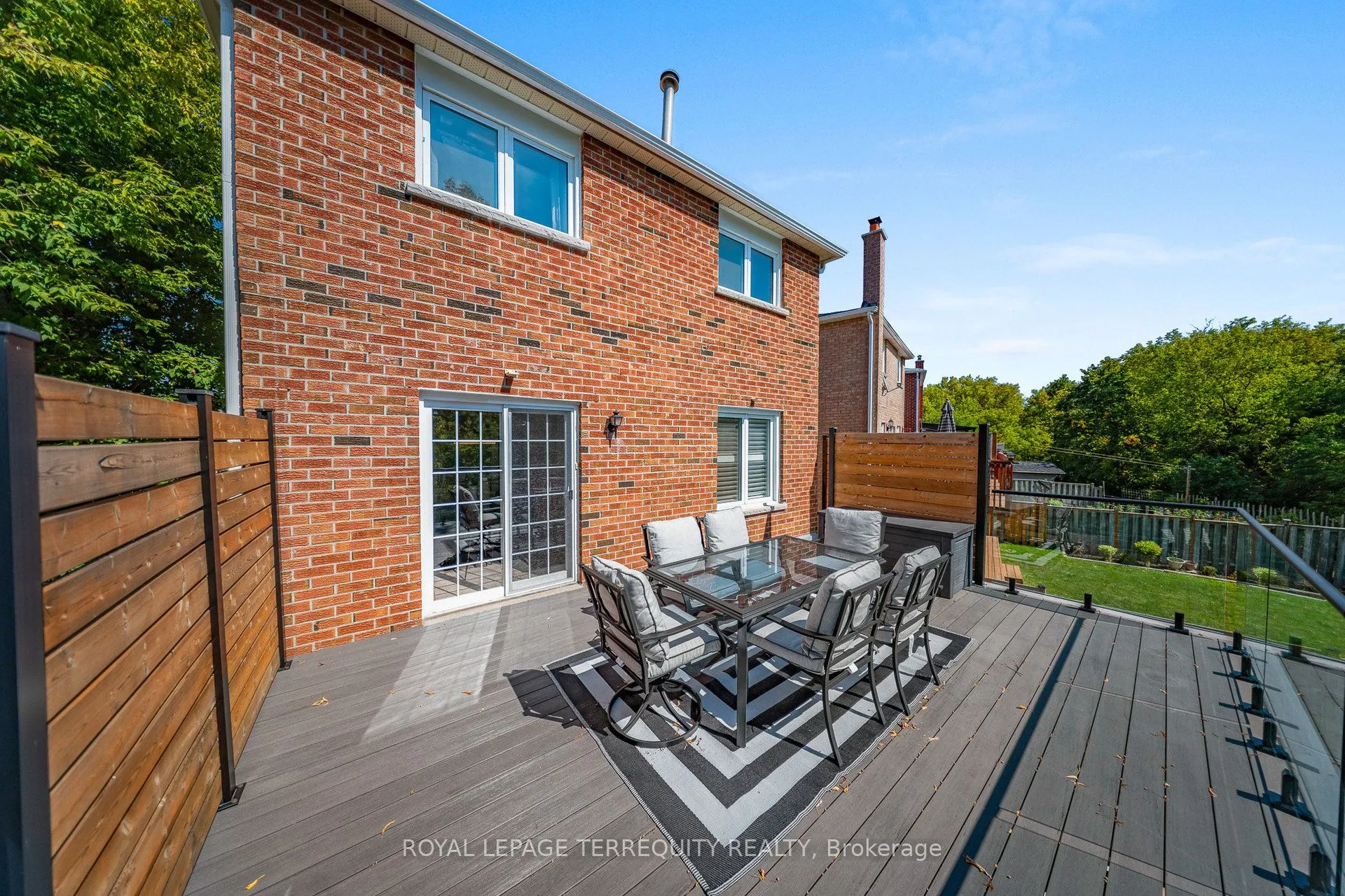 20 Woodcroft Lane