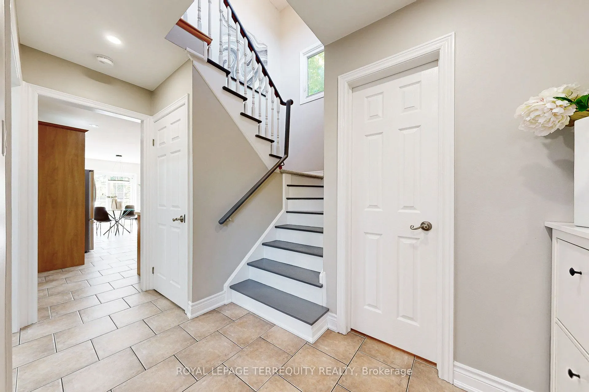 20 Woodcroft Lane