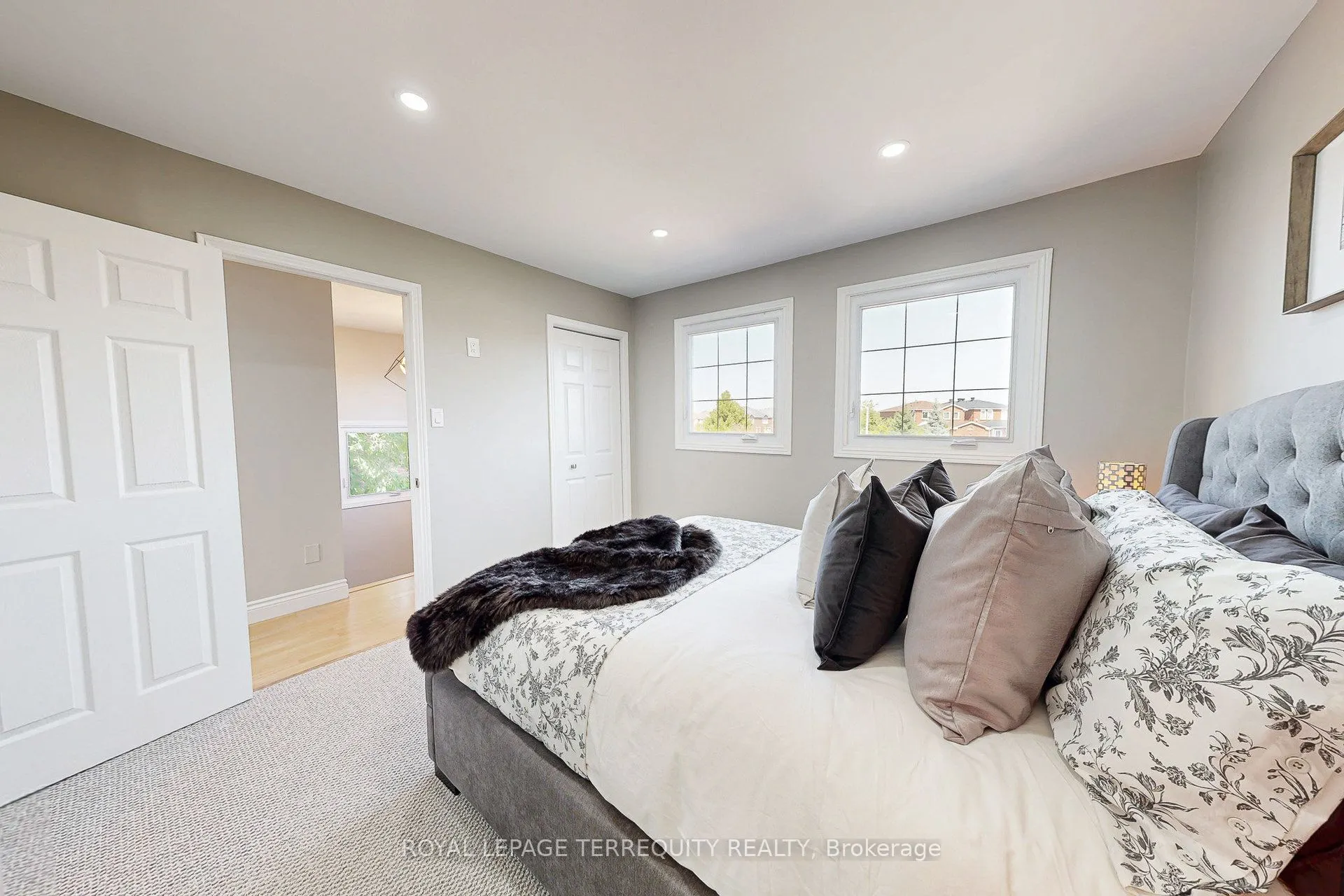 20 Woodcroft Lane
