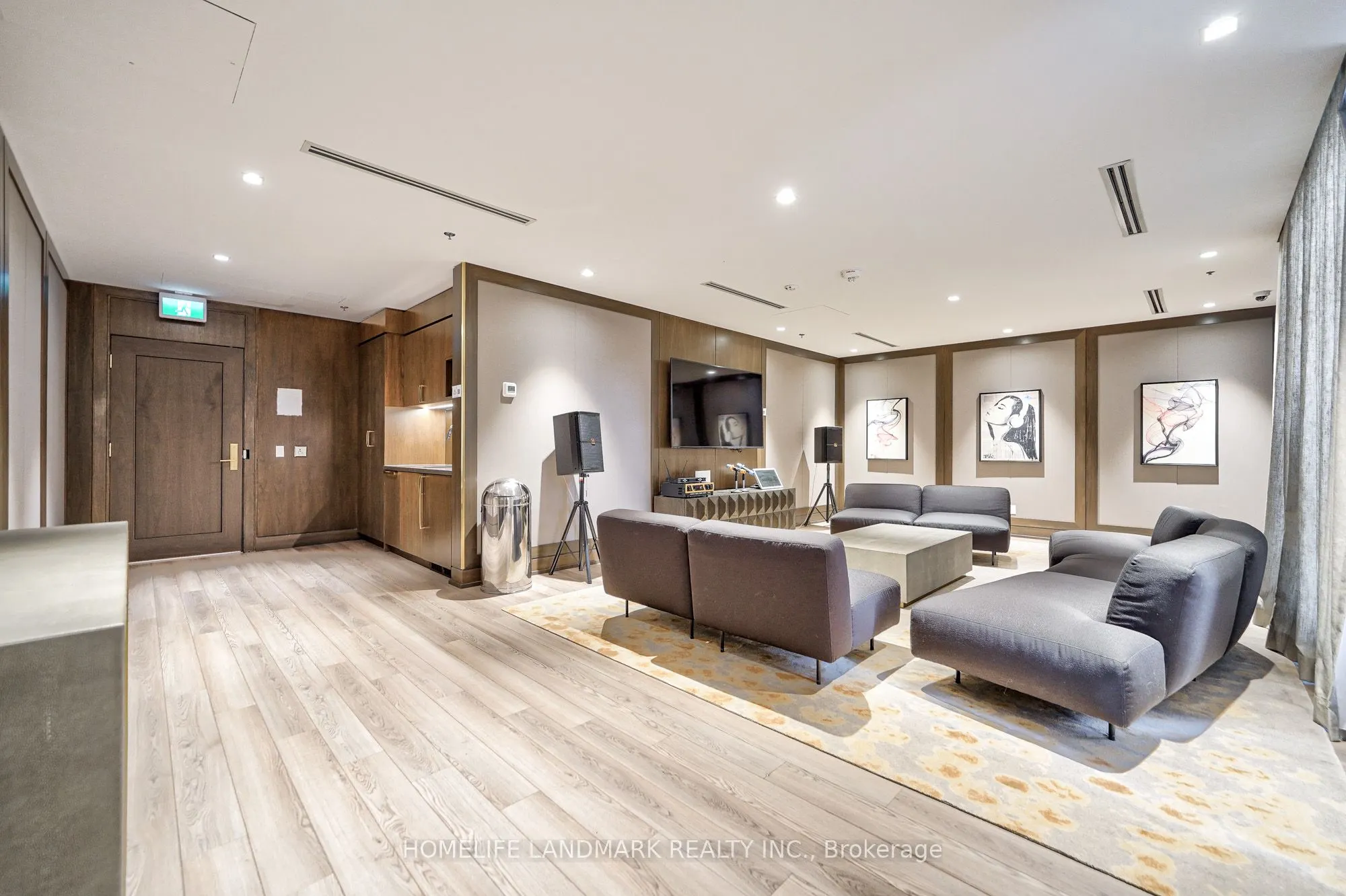 268 Buchanan Drive, #311W
