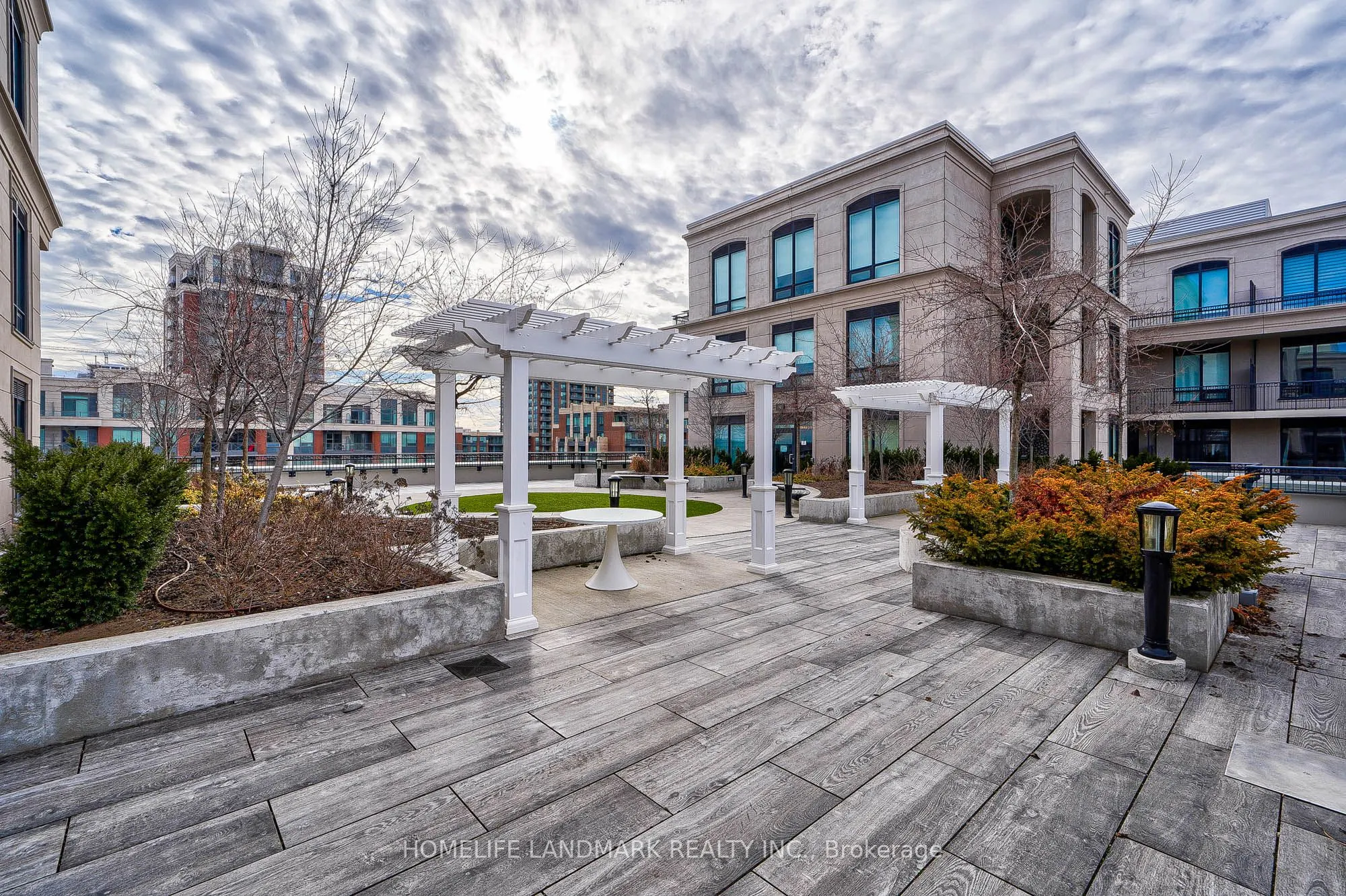 268 Buchanan Drive, #311W