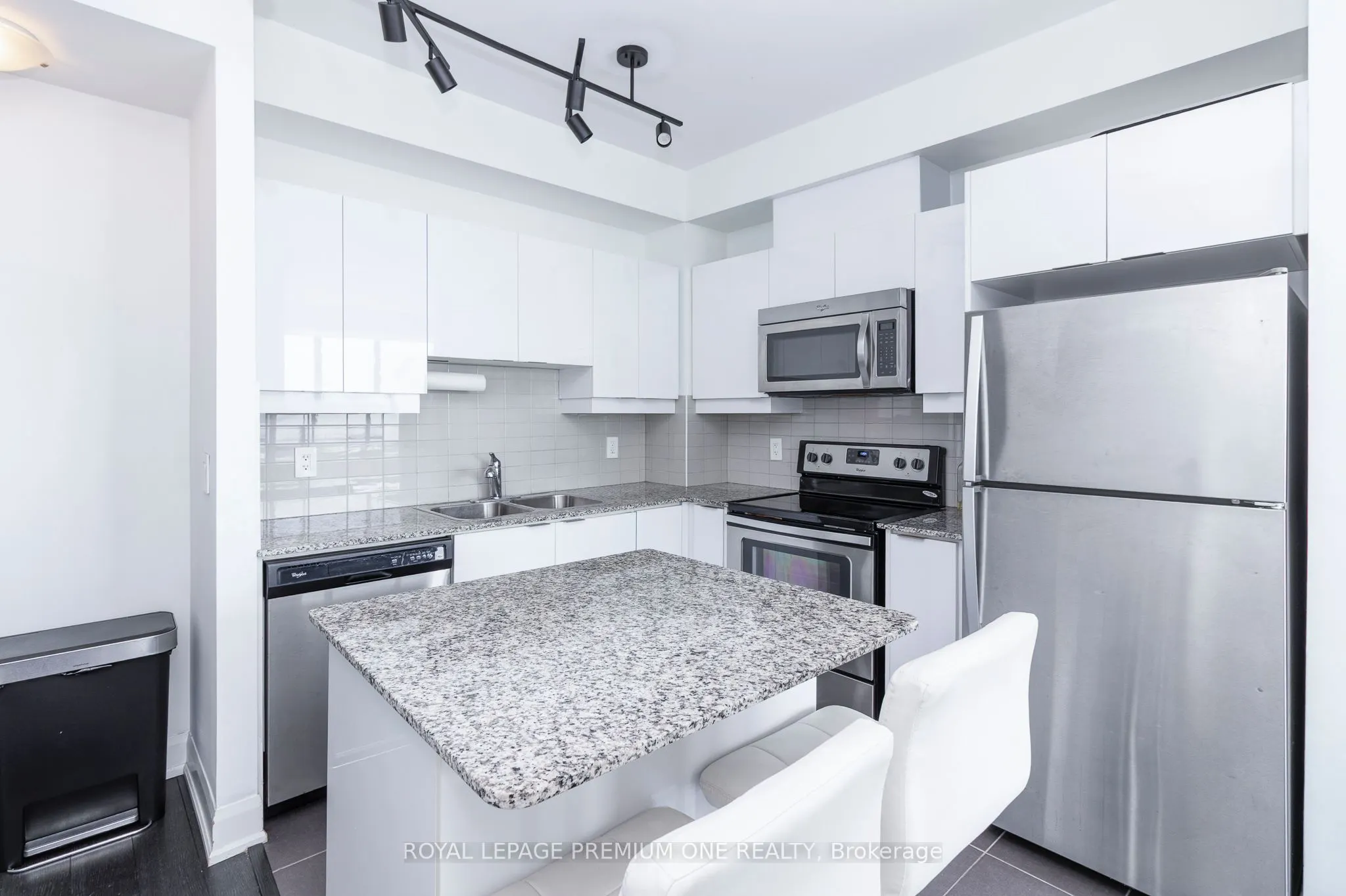 2910 Highway 7 Road, #2303