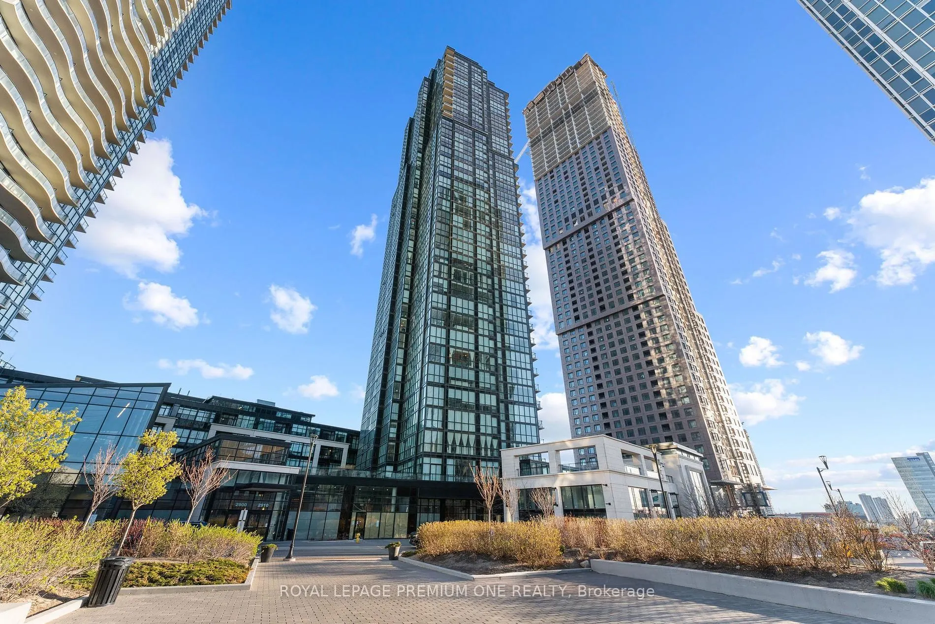 2910 Highway 7 Road, #2303