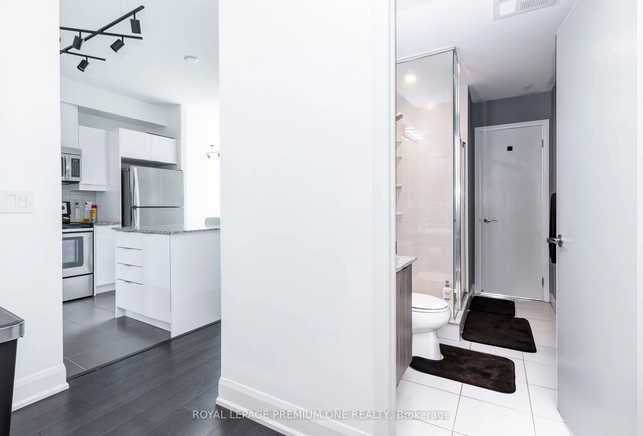 2910 Highway 7 Road, #2303